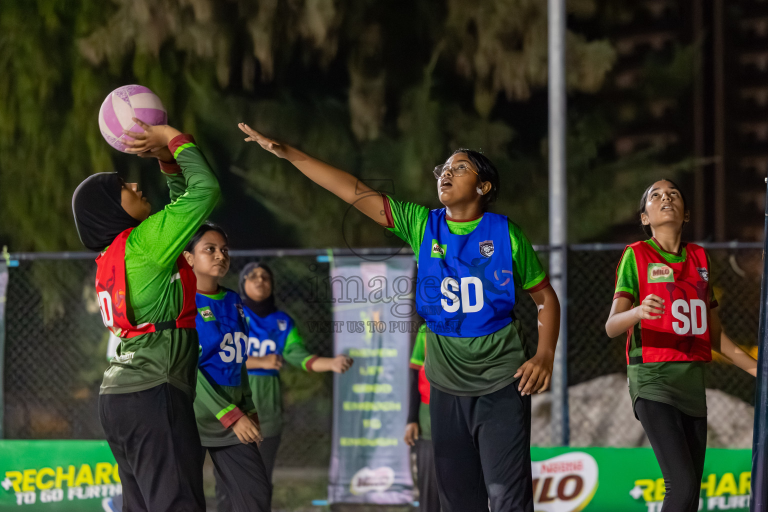 Day 1 of MILO Netball Fest 2025 was held in Cental Park, Hulhumale', Maldives on Thursday, 20th November 2025. 

Photos: Hassan Simah / images.mv