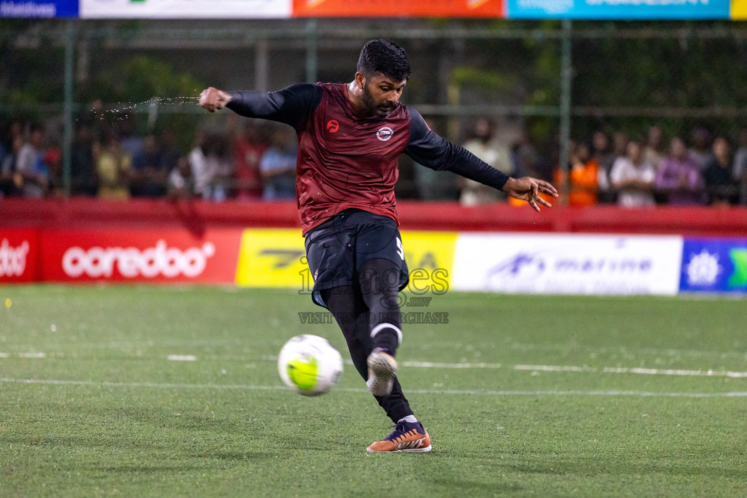 Th. Omadhoo vs Th. Hirilandhoo in Thaa Atoll Semi Final in Day 23 of Golden Futsal Challenge 2024 was held on Tuesday , 6th February 2024 in Hulhumale', Maldives 
Photos: Hassan Simah / images.mv