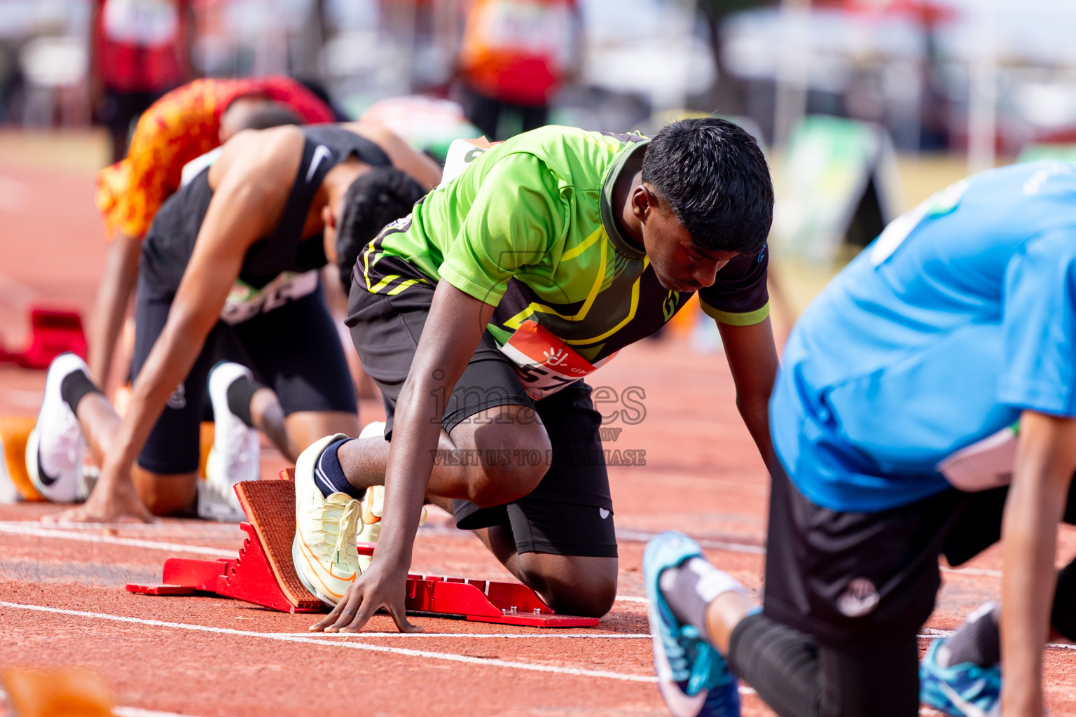 Day 4 of Inter-school Athletics Championship 2025 held in Ekuveni Synthetic Track, Male', Maldives on Thursday, 09th October 2025. Photos by: Nausham Waheed / Images.mv