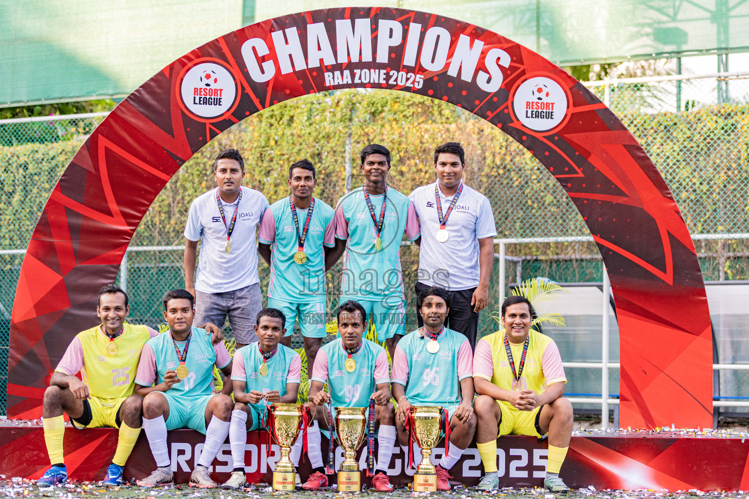 Resort League 2025 Raa Zone - Final Match
Joali vs kothaifaru in Resort League 2025 (Raa Zone) was held on Thursday, 21th august 2025 in JOALI Maldives Resort, Raa Atoll, Maldives. Photos: Areef Adam / images.mv