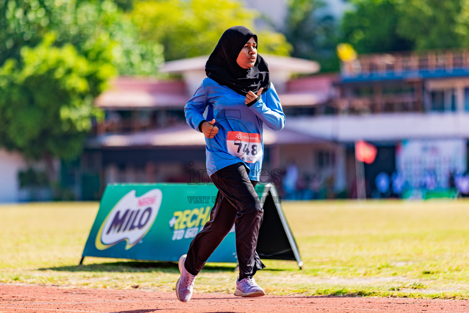 Day 3 of Inter-school Athletics Championship 2025 held in Ekuveni Synthetic Track, Male', Maldives on Wednesday, 08th October 2025. Photos by: Areef Adam / Images.mv