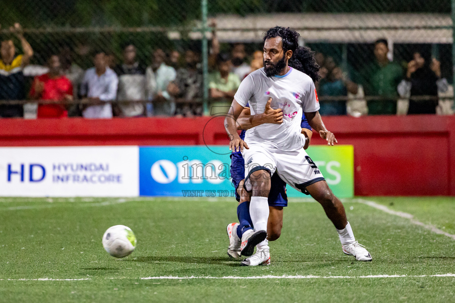 Lh. Kurendhoo VS Lh. Olhuvelifushi in Day 24 of Golden Futsal Challenge 2024 was held on Wednesday , 7th February 2024 in Hulhumale', Maldives 
Photos: Hassan Simah / images.mv