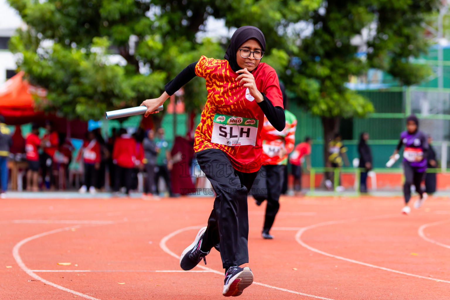 Day 6 of Inter-school Athletics Championship 2025 held in Ekuveni Synthetic Track, Male', Maldives on Sunday, 12th October 2025. Photos by: Nausham Waheed / Images.mv