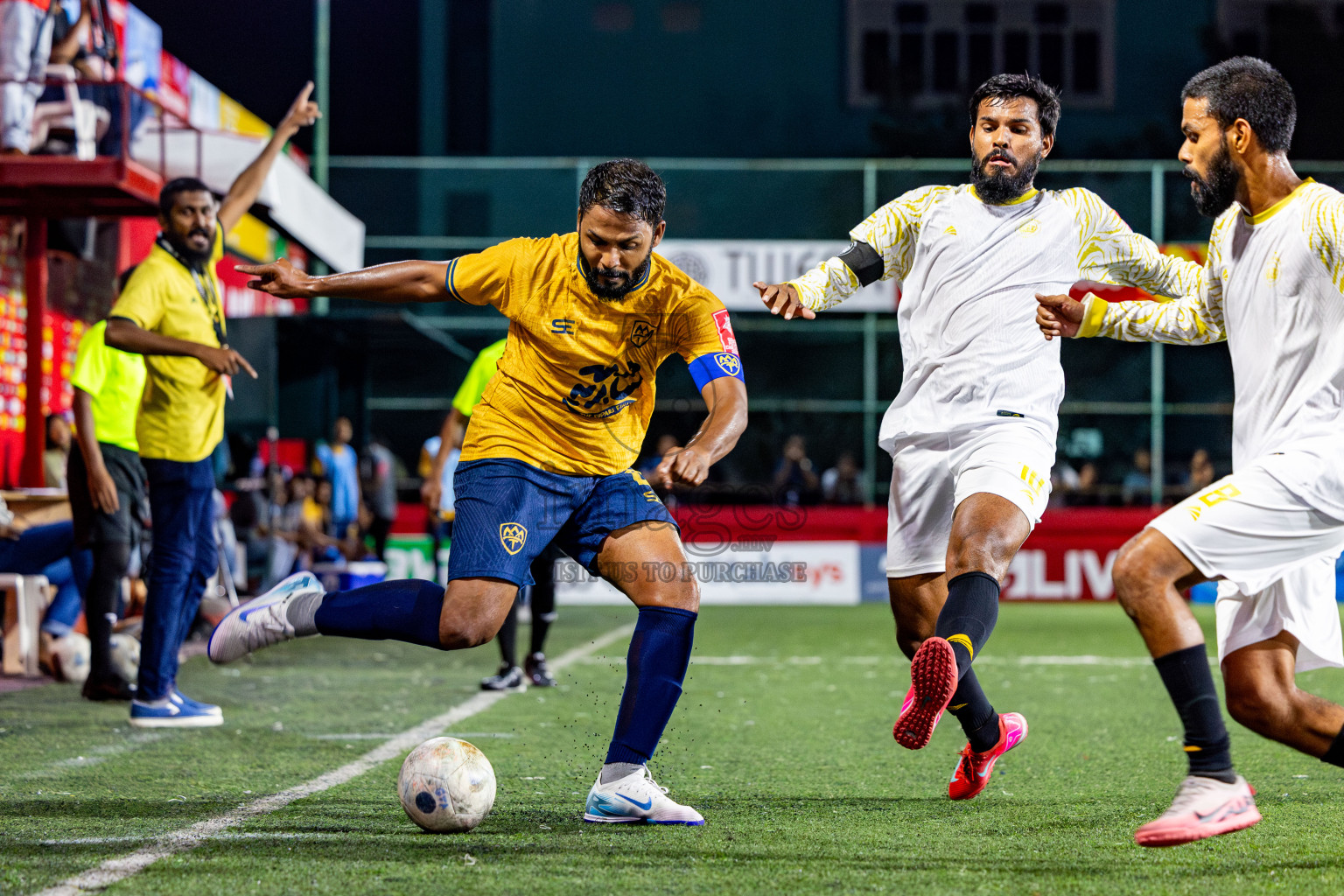 Mahchangoalhi vs Maafannu in zone round on Day 31 of Golden Futsal Challenge 2025 was held on Tuesday , 4th February 2025, in Hulhumale', Maldives. Photos: Nausham Waheed / images.mv