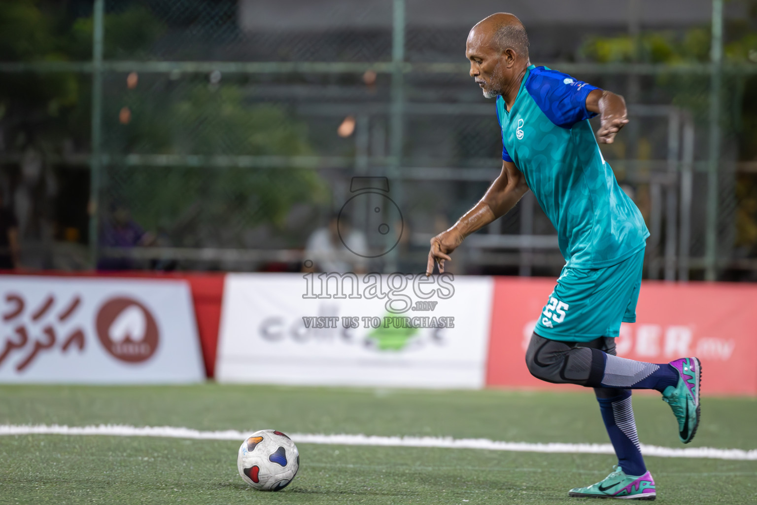 PO SC vs Hiyaa Club in Club Maldives Classic 2024 held in Rehendi Futsal Ground, Hulhumale', Maldives on Tuesday, 10th September 2024.
Photos: Ismail Thoriq / images.mv