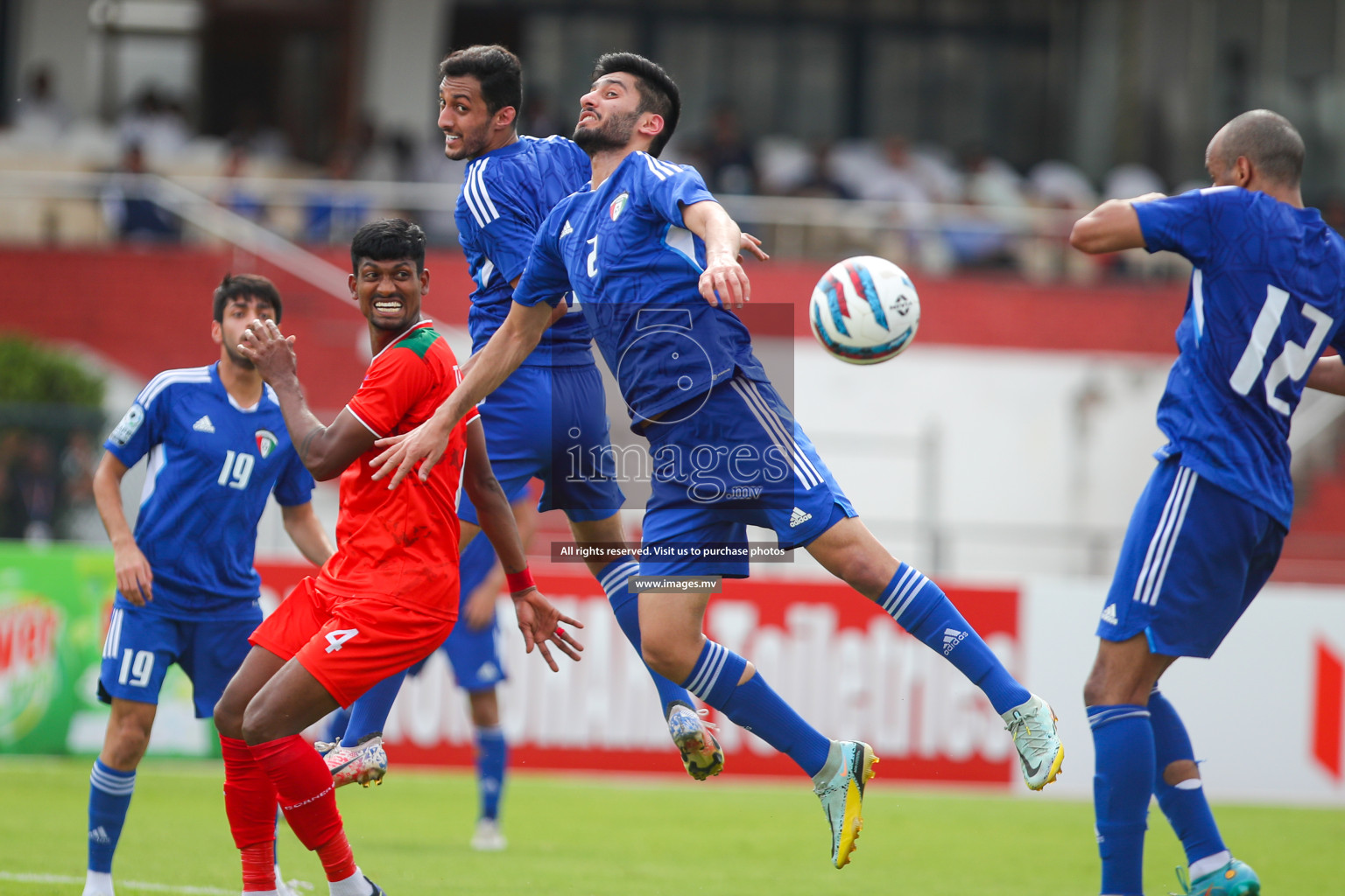 Kuwait vs Bangladesh in the Semi-final of SAFF Championship 2023 held in Sree Kanteerava Stadium, Bengaluru, India, on Saturday, 1st July 2023. Photos: Nausham Waheed, Hassan Simah / images.mv