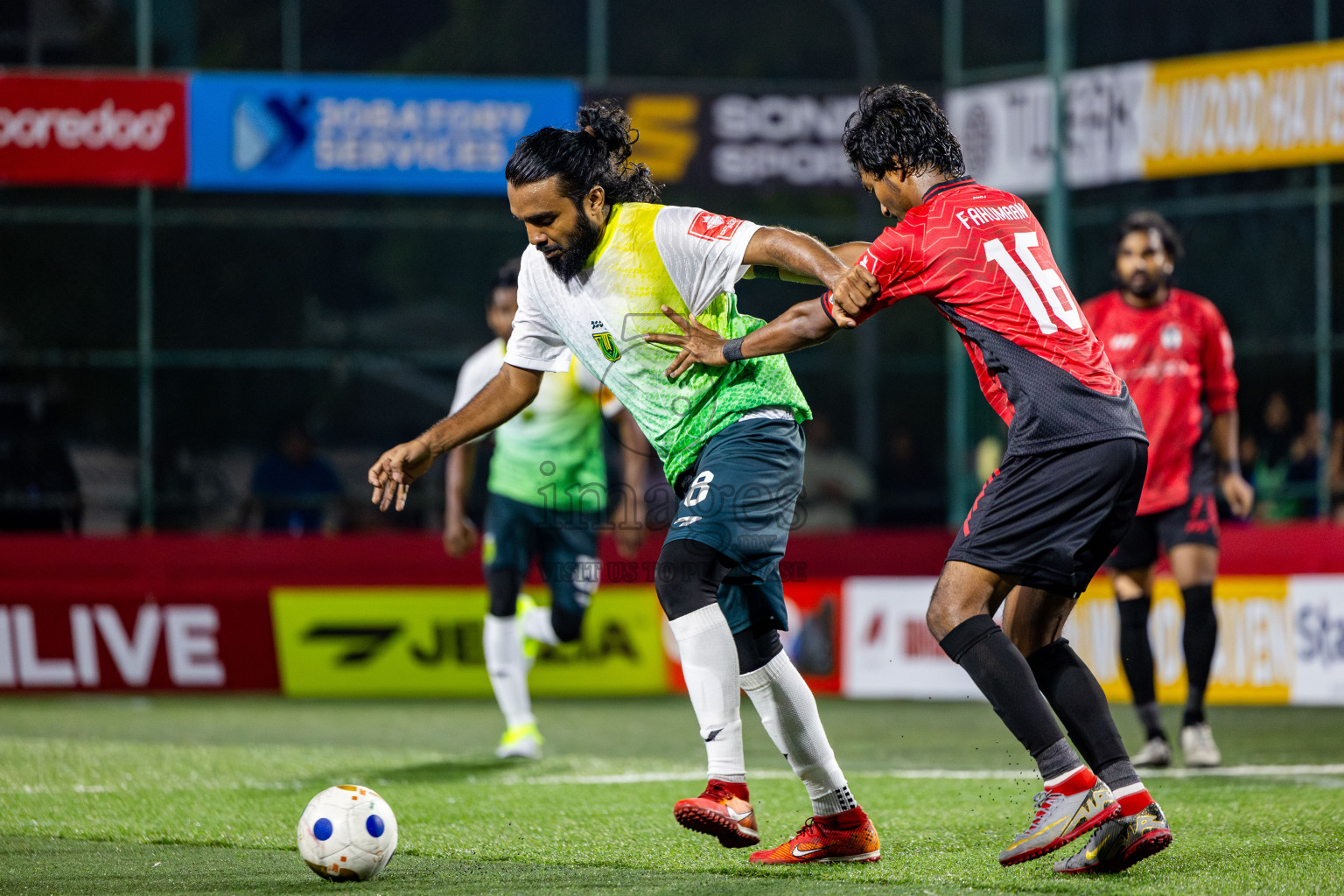 HDH Kumundhoo vs Hdh Vaikaradhoo in Day 5 of Golden Futsal Challenge 2025 on Thursday, 9th January 2025, in Hulhumale', Maldives Photos: Nausham waheed / images.mv