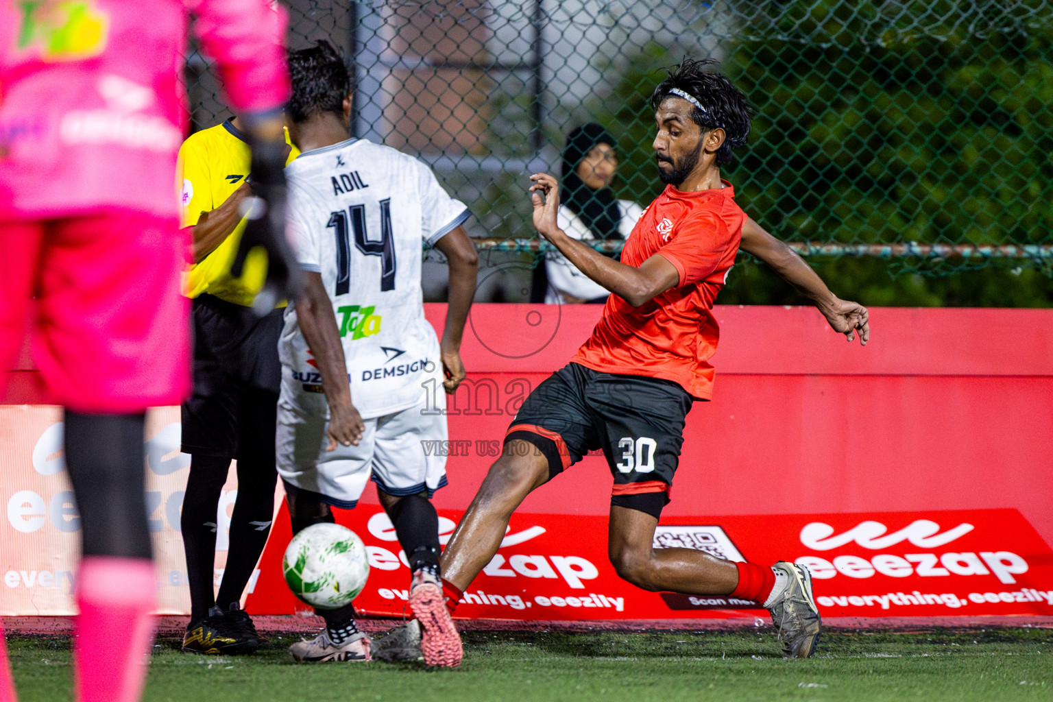 Club Aasandha vs Kulhivaru Vuzaara in Day 7 of Office League 2025 was held on Tuesday, 22nd April 2025 in Hulhumale', Maldives. Photos: Nausham Waheed / images.mv