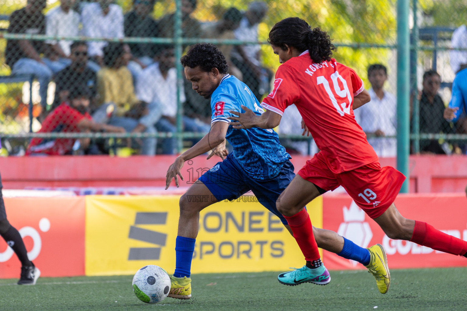 GA Kondey vs GA Gemanafushi in Day 5 of Golden Futsal Challenge 2024 was held on Friday, 19th January 2024, in Hulhumale', Maldives Photos: Mohamed Mahfooz Moosa / images.mv