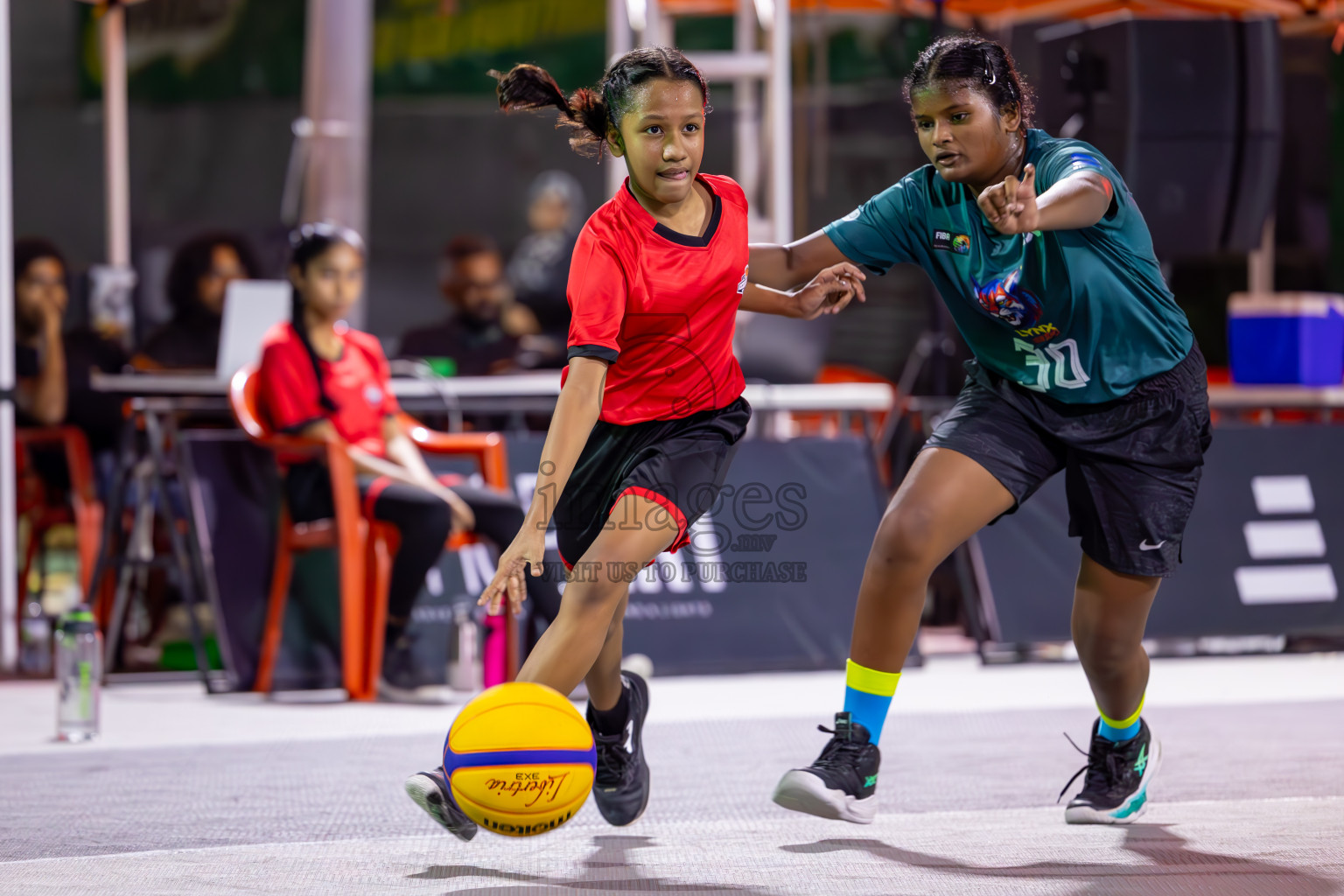 Day 3 of MILO Ramadan 3x3 Challenge 2024 was held in Ekuveni Outdoor Basketball Court at Male', Maldives on Thursday, 14th March 2024.
Photos: Ismail Thoriq / images.mv