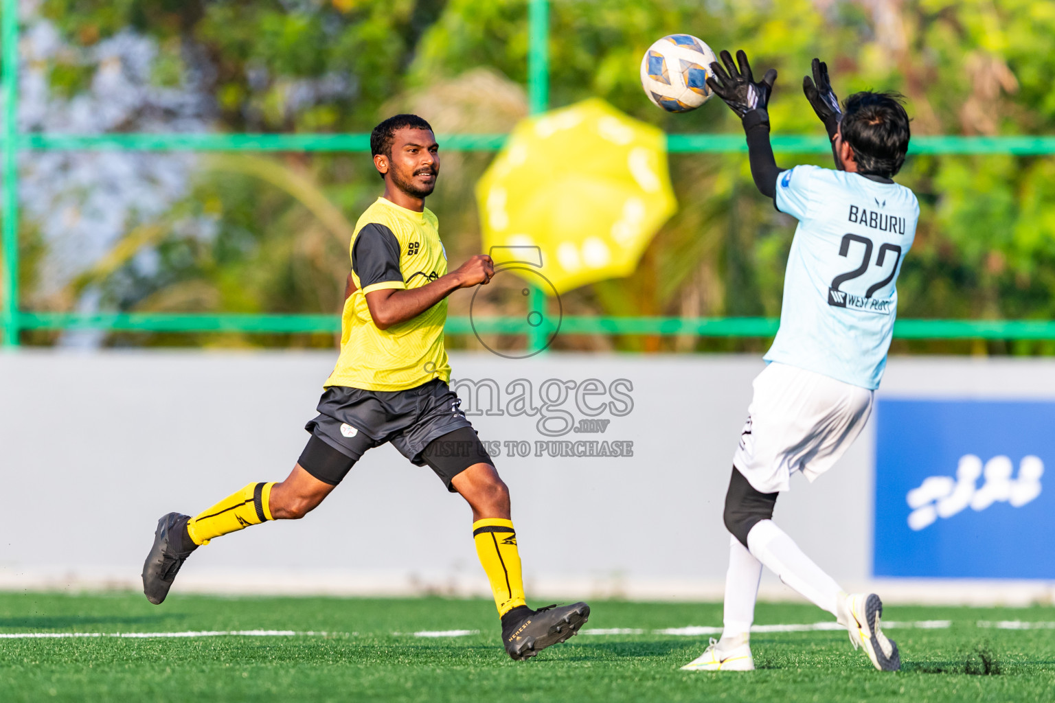 Baburu SC vs Kanmathi Juniors from Manadhoo Council Cup 2024 in N Manadhoo Maldives on Friday, 23rd February 2023. Photos: Nausham Waheed / images.mv