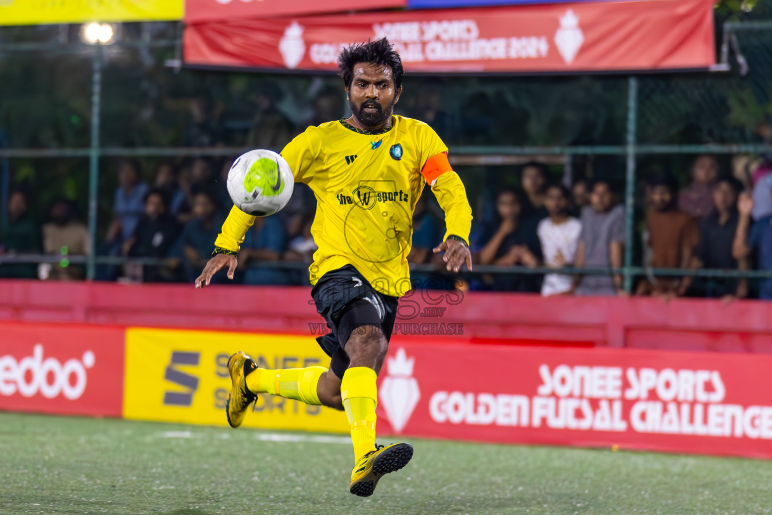 M Dhiggaru vs M Kolhufushi in Day 22 of Golden Futsal Challenge 2024 was held on Monday , 5th February 2024 in Hulhumale', Maldives
Photos: Ismail Thoriq / images.mv