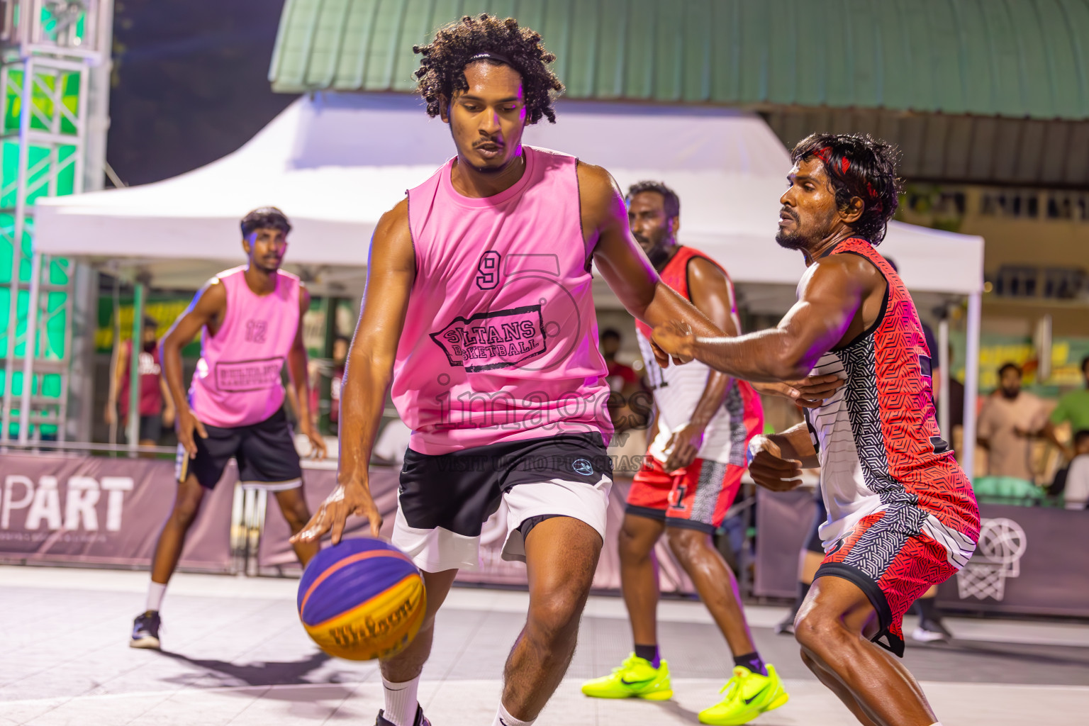 Day 6 of MILO Ramadan 3x3 Challenge 2024 was held in Ekuveni Outdoor Basketball Court at Male', Maldives on Sunday, 18th March 2024.
Photos: Ismail Thoriq / images.mv