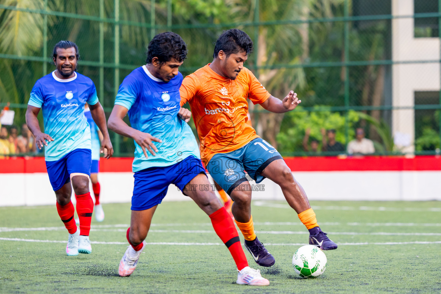 Velavaru vs Kandima in Day 6 of Resort League 2025 (Dhaalu Zone) was held on Tuesday, 20th May 2025 in Niyama Private island, Dhaalu Atoll, Maldives. Photos: Nausham Waheed / images.mv