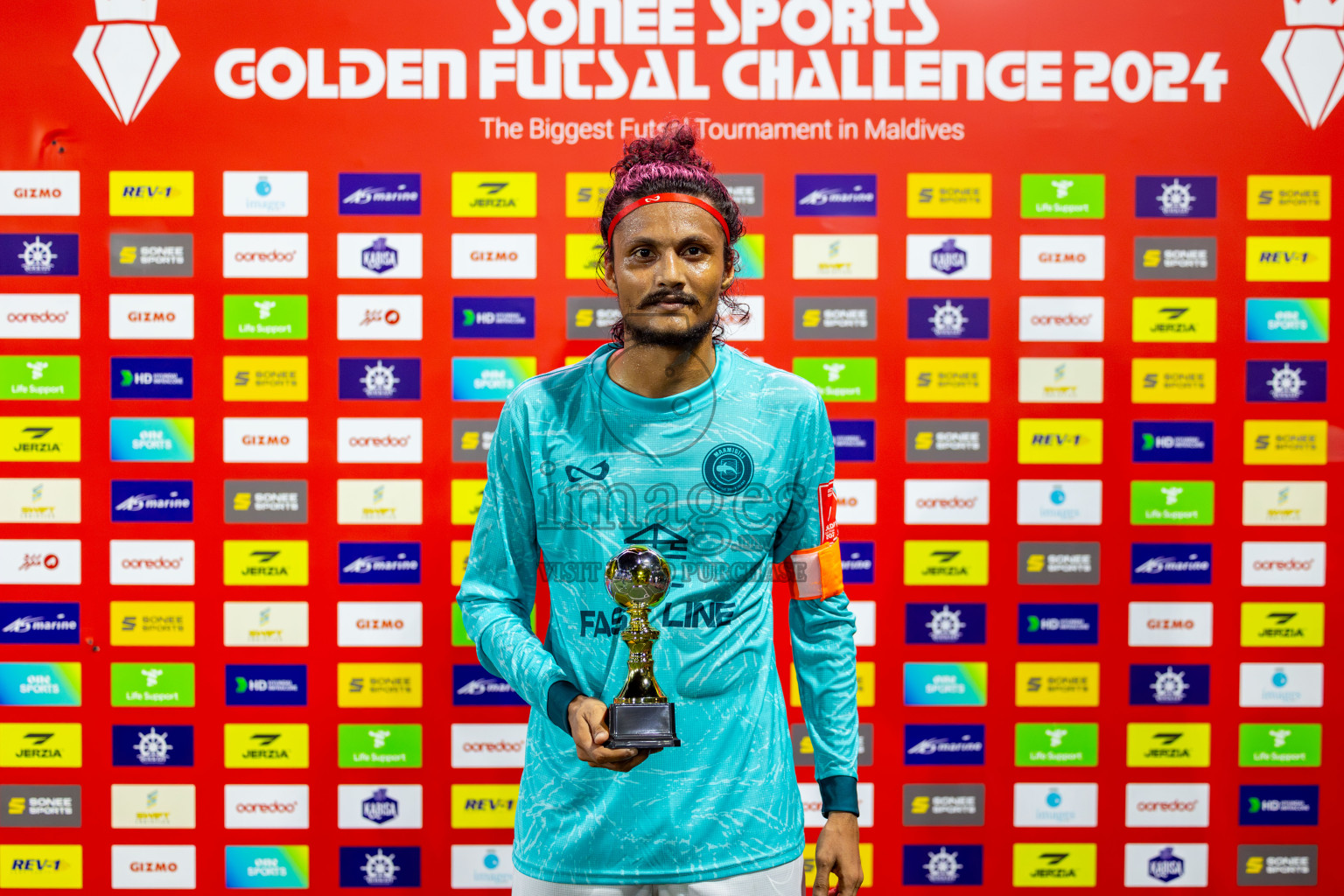 AA Mathiveri vs ADh Maamigili on Day 34 of Golden Futsal Challenge 2024 was held on Monday, 19th February 2024, in Hulhumale', Maldives
Photos: Mohamed Mahfooz Moosa / images.mv