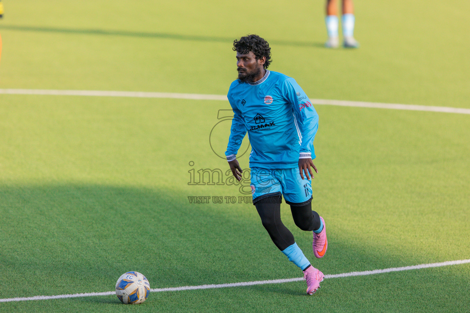 Irumathi FC VS Middle East in Day 5 of Eydhafushi Cup 2025 held in Eydhafushi Football Stadium at B. Eydhafushi, Maldives on Tuesday, 9th September 2025. Photos: Arif Rasheed / images.mv