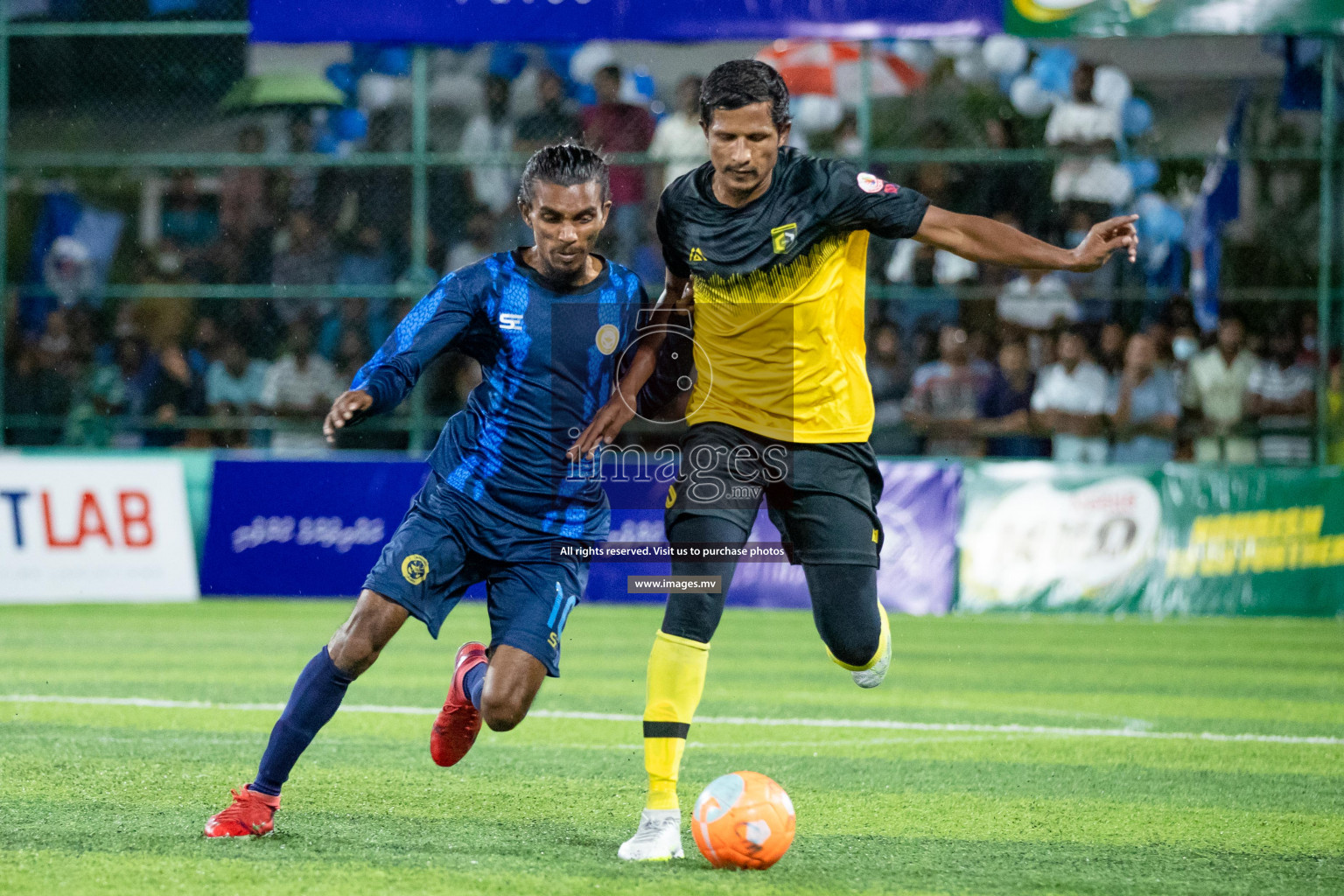 Team MPL vs Team RRC in the Quarter Finals of Club Maldives 2021 held at Hulhumale'; on 13th December 2021 Photos:Shu Abdul Sattar / images/mv