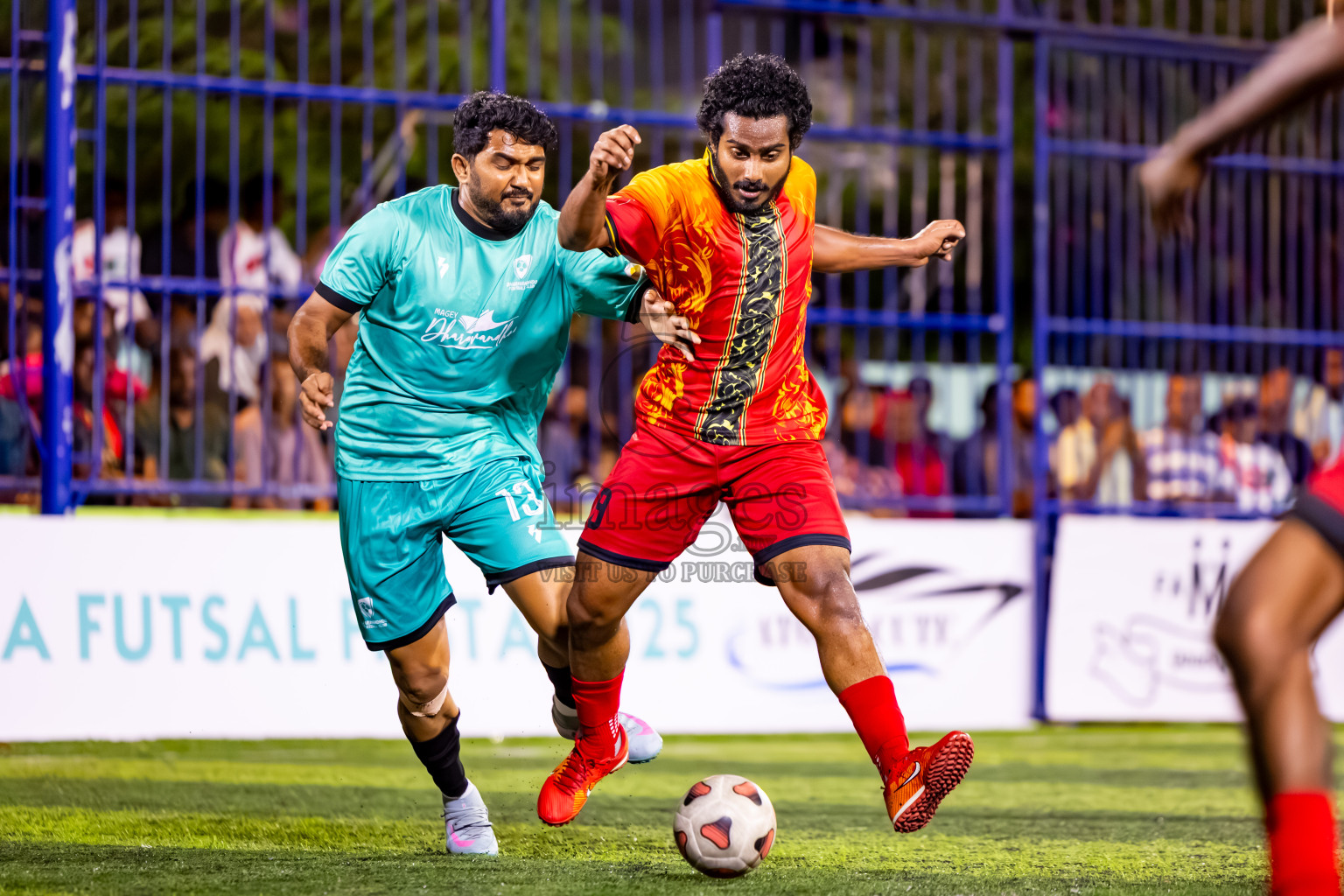Dharavandhoo vs Thulhaadhoo in Day 3 of Better in Baa Futsal Fiesta 2025 Men's division held in B. Eydhafushi, Maldives on Friday, 7th November 2025. Photos: Nausham Waheed / images.mv