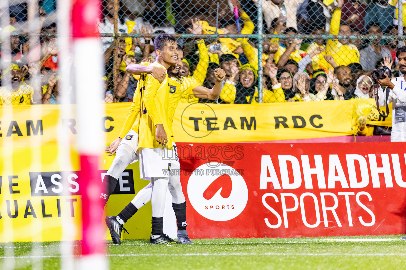 RRC vs STO RC in the Finals of Club Maldives Cup 2025 was held in Rehendhi Futsal Ground, Hulhumale', Maldives on Saturday, 25th October 2025. 
Photos: Hassan Simah / images.mv