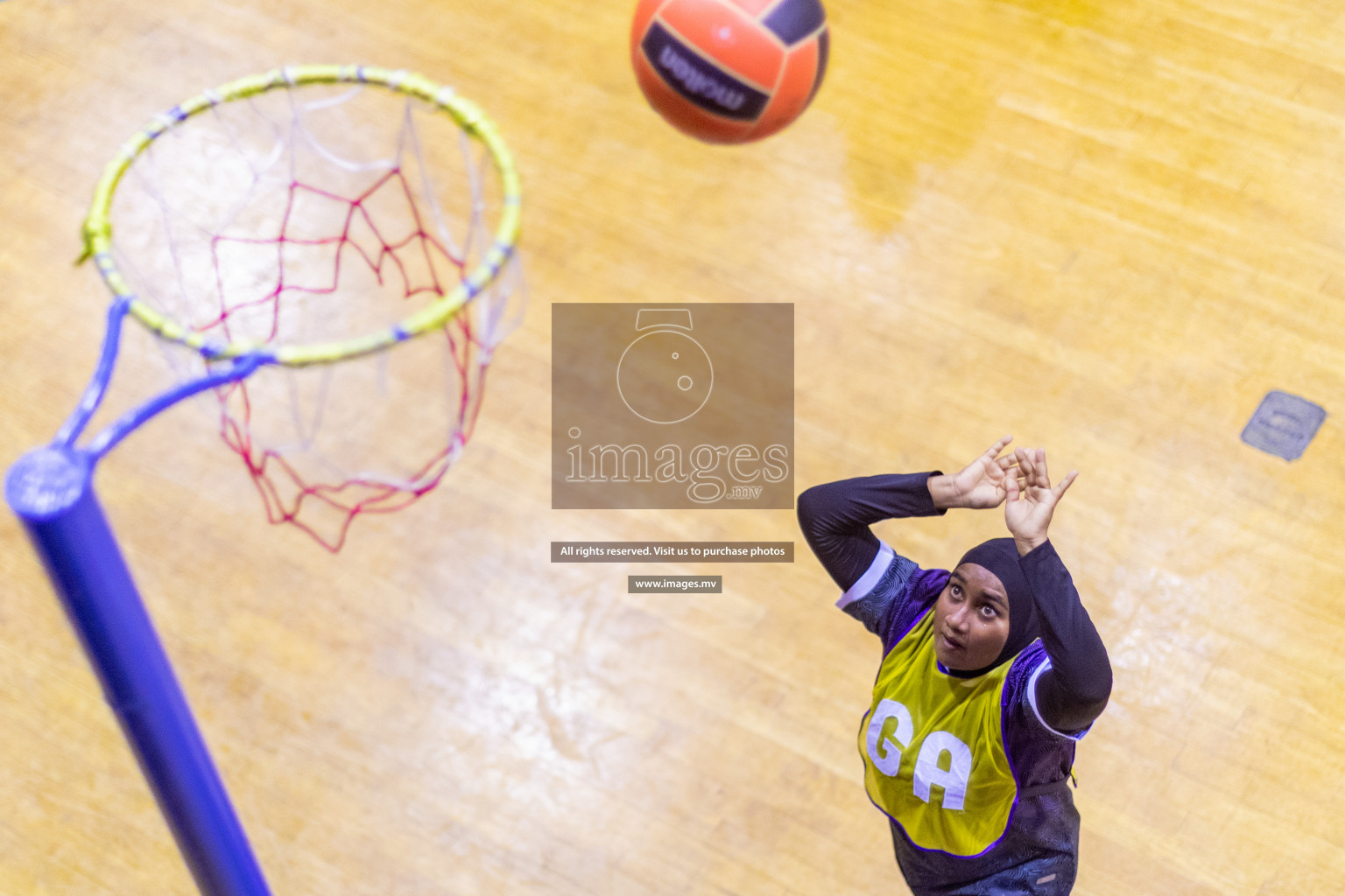 Sports Club Skylark vs Vyansa in the Milo National Netball Tournament 2022 on 17 July 2022, held in Social Center, Male', Maldives. 
Photographer: Hassan Simah / Images.mv