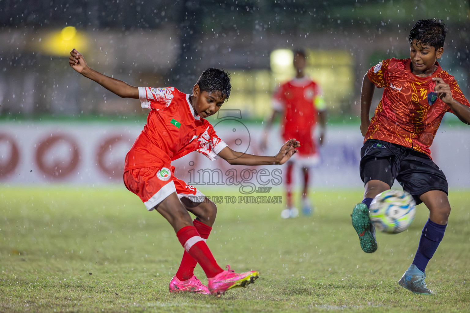 SUS vs Huriyya (U12) in Dhivehi Youth League 2024 - Day 2. Matches held at Henveiru Stadium on 22nd November 2024 , Friday. Photos: Shuu Abdul Sattar/ Images.mv