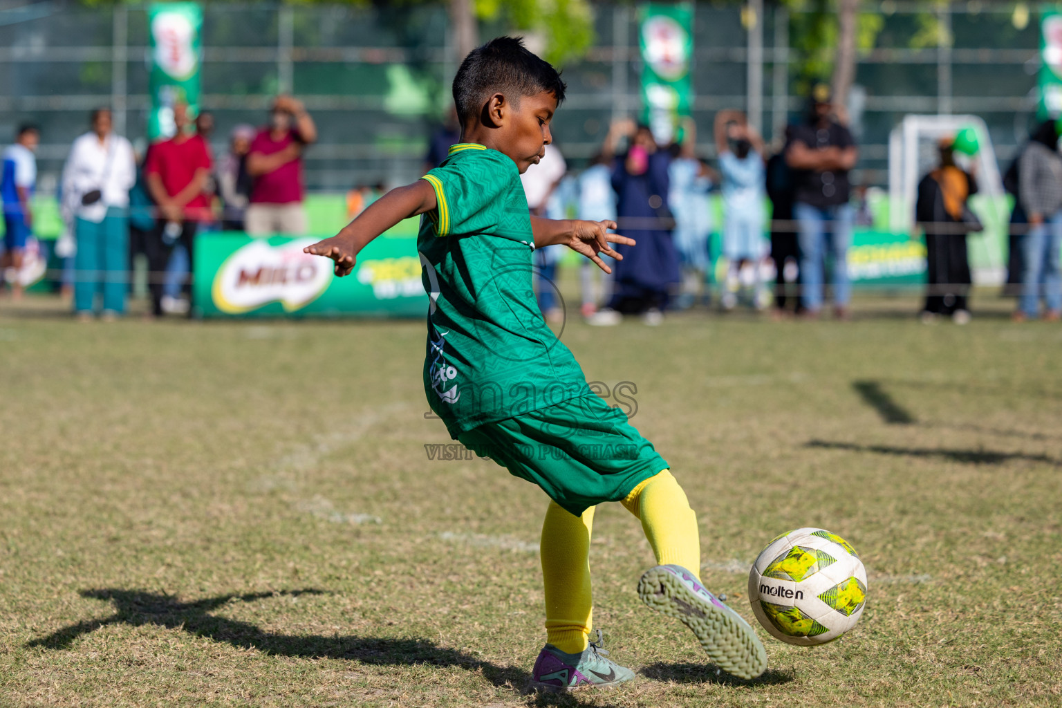 Day 2 of MILO Academy Championship 2025 was held on Friday, 14th February 2025 in Henveiru Stadium. 
Photos: Hassan Simah / Images.mv
