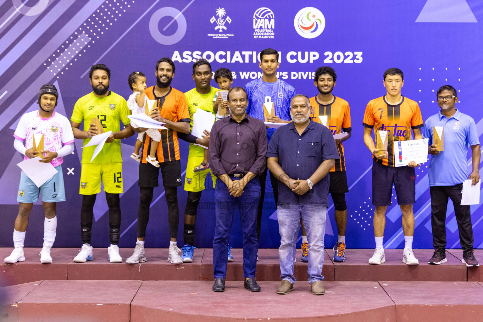 Final of Men's Division of Volleyball Association Cup 2023 held in Male', Maldives on Tuesday, 26th December 2023 at Social Center Indoor Hall Photos By: Nausham Waheed /images.mv