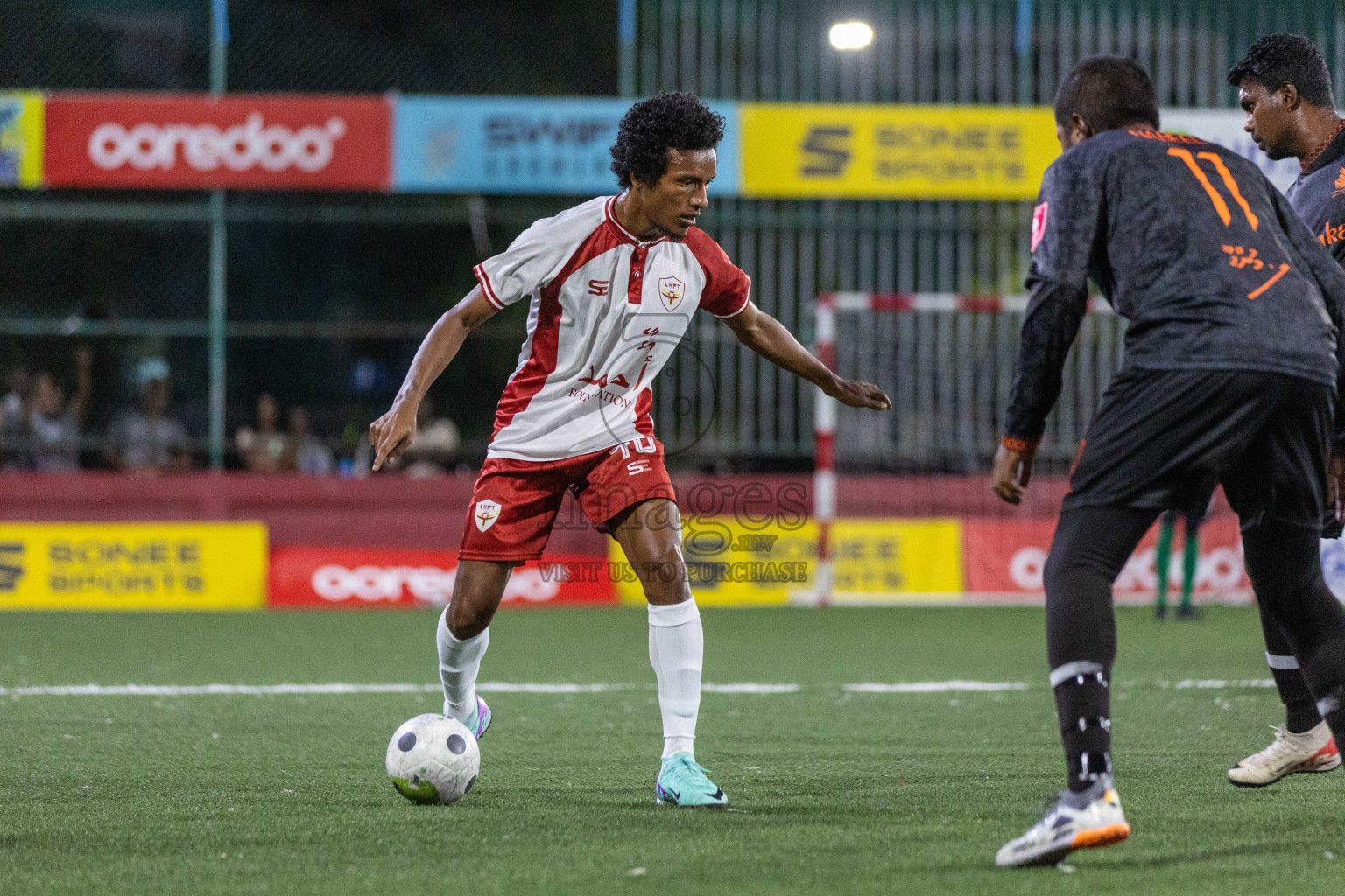 L Hithadhoo VS L Mundoo in Day 12 of Golden Futsal Challenge 2024 was held on Friday, 26th January 2024, in Hulhumale', Maldives Photos: Nausham Waheed / images.mv