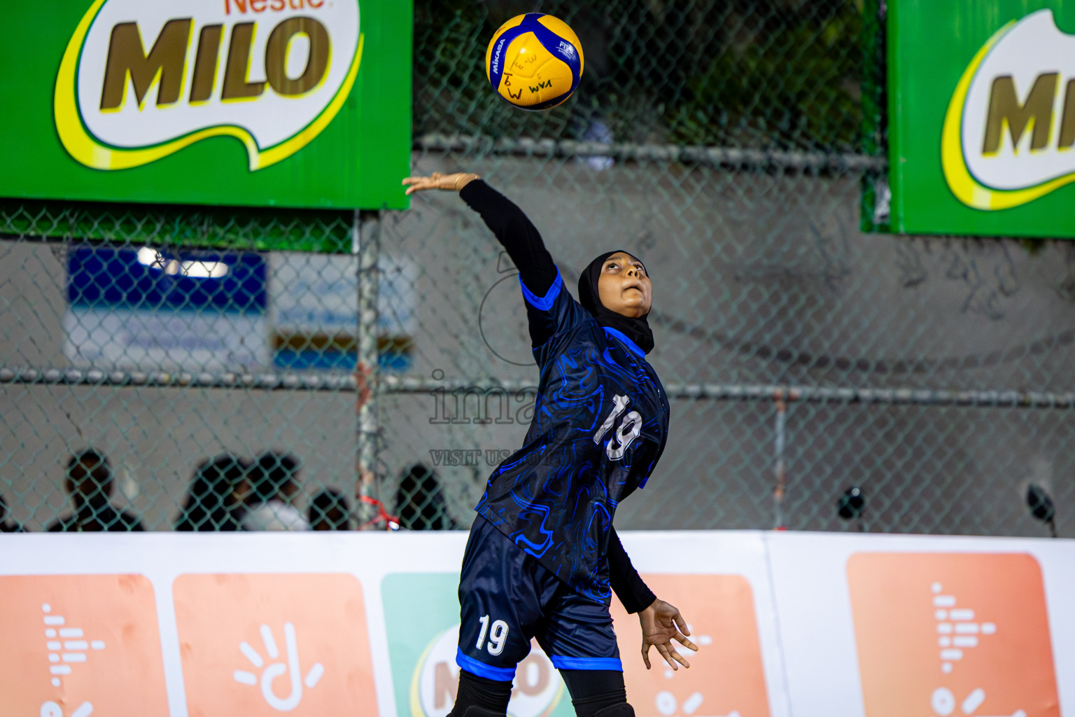 Raajje Volley Club vs Club Rising Star Academy in Milo National Junior Volleyball Championship 2025 Day 4 was held on Tuesday, 25th November 2025 at Ekuveni Turf Court Male', Maldives. Photos: Nausham Waheed / images.mv