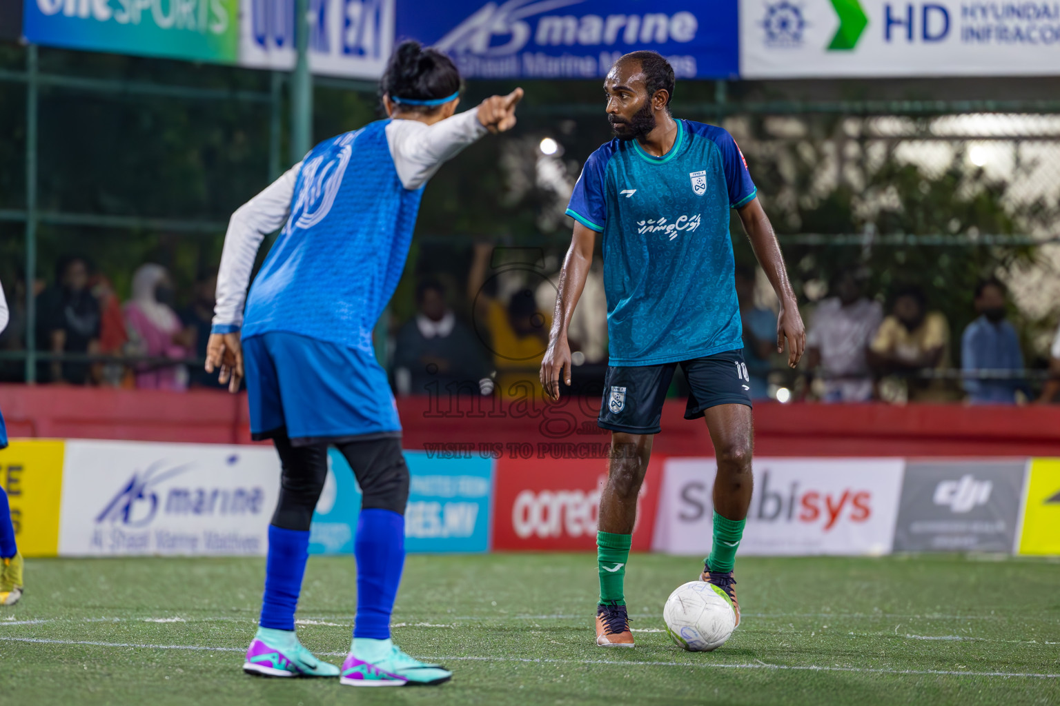 M Mulak vs F Bilehdhoo on Day 36 of Golden Futsal Challenge 2024 was held on Wednesday, 21st February 2024, in Hulhumale', Maldives
Photos: Ismail Thoriq, / images.mv