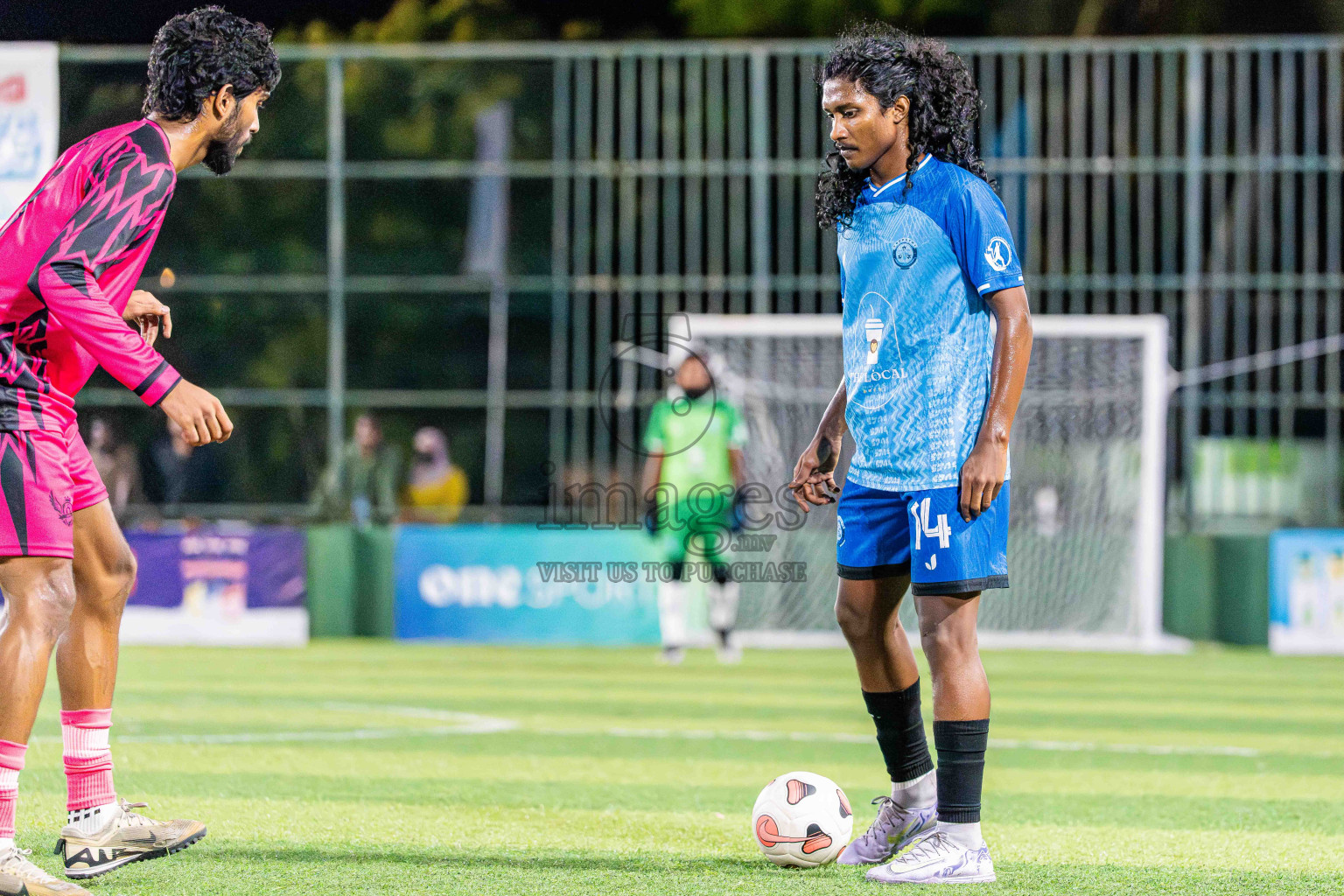 Goalhians VS Foemathi in Day 4 - Fonadhoo Youth Futsal Challenge 2025 held in Fonadhoo Futsal Stadium, L. Fonadhoo, Maldives on Wednesday, 29th October 2025 Photos: Arif Rasheed / images.mv