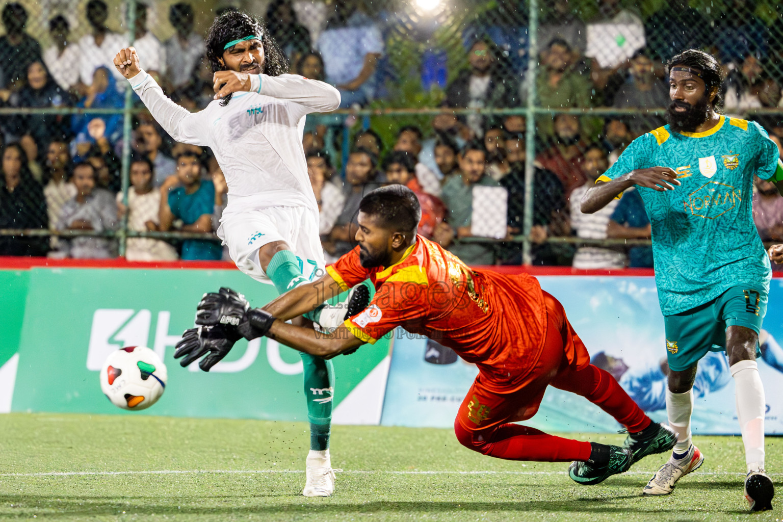 WAMCO vs MPL in Club Maldives Cup 2024 held in Rehendi Futsal Ground, Hulhumale', Maldives on Thursday 26th September 2024. 
Photos: Shuu Abdul Sattar / images.mv