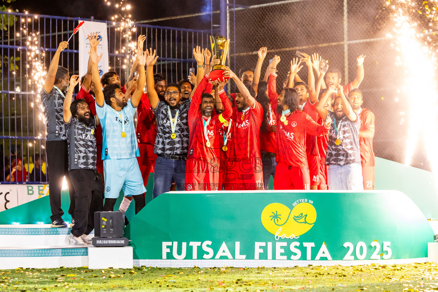Closing Ceremony of Better in Baa Futsal Fiesta 2025 held in B. Eydhafushi, Maldives on Monday, 17th November 2025. Photos: Nausham Waheed / images.mv