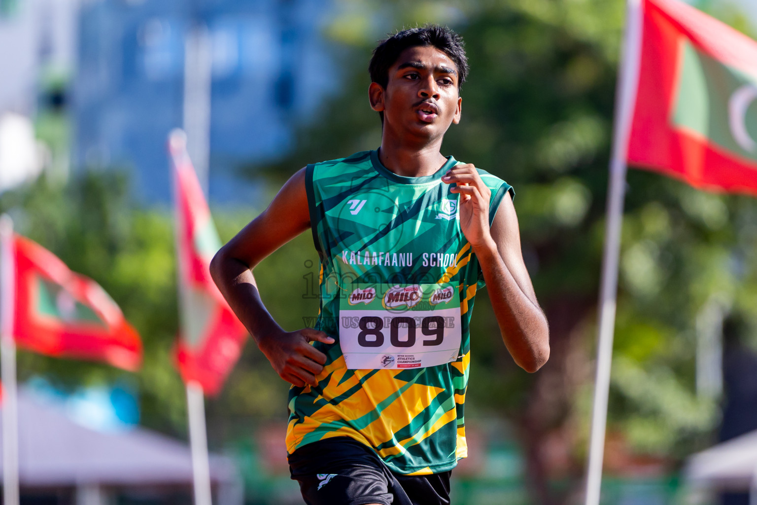 Day 2 of Inter-school Athletics Championship 2025 held in Ekuveni Synthetic Track, Male', Maldives on Tuesday, 07th October 2025. Photos by: Nausham Waheed / Images.mv