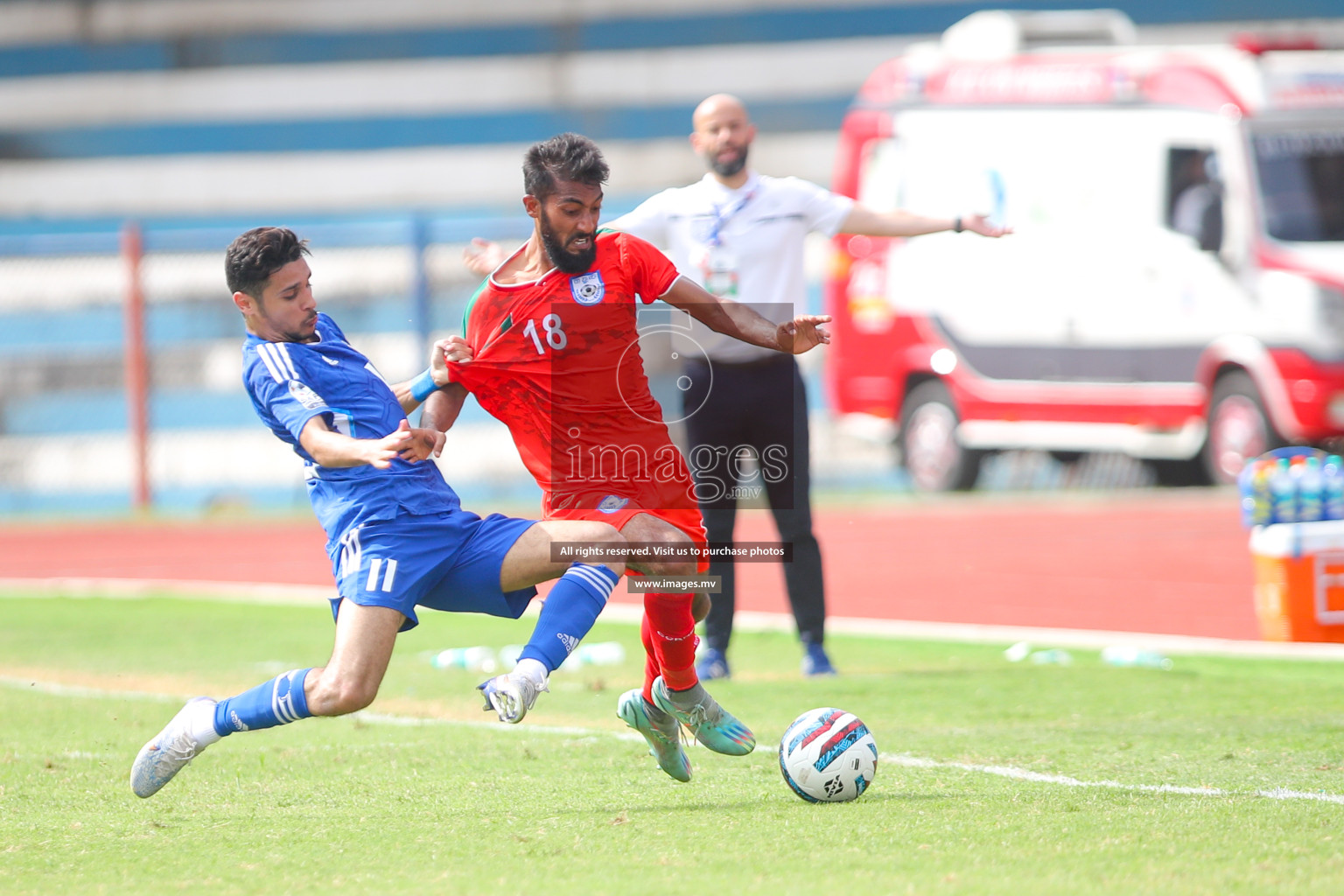 Kuwait vs Bangladesh in the Semi-final of SAFF Championship 2023 held in Sree Kanteerava Stadium, Bengaluru, India, on Saturday, 1st July 2023. Photos: Nausham Waheed, Hassan Simah / images.mv