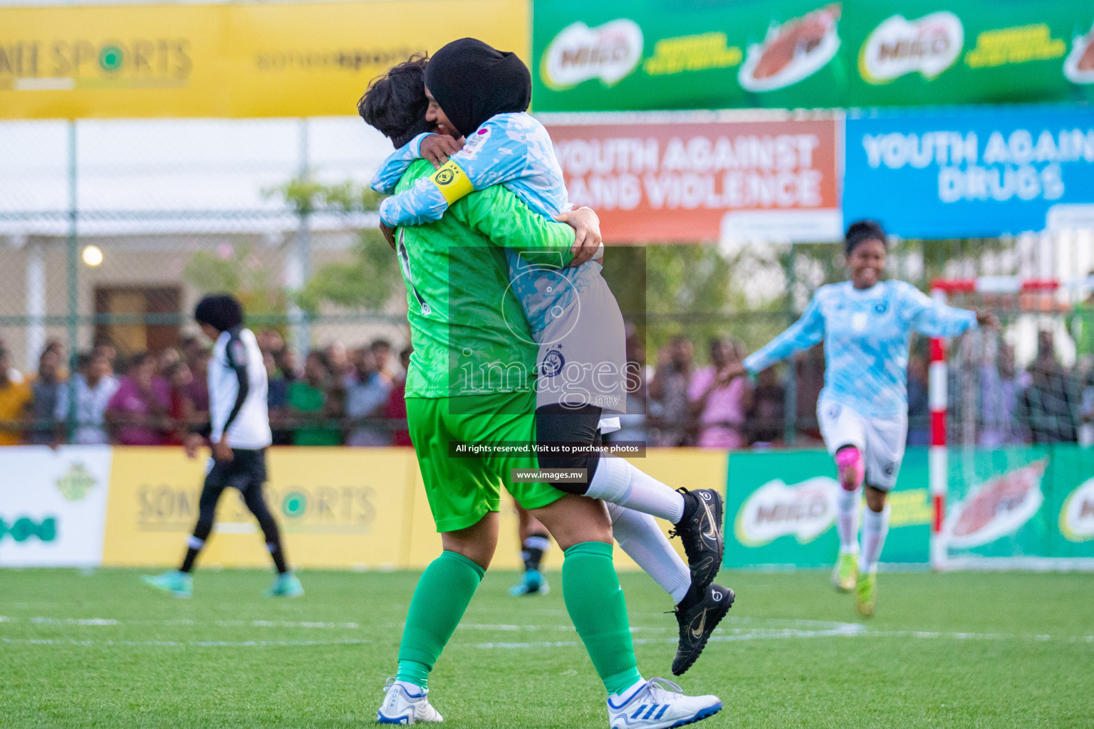 MPL vs DSC in Eighteen Thirty Women's Futsal Fiesta 2022 was held in Hulhumale', Maldives on Monday, 17th October 2022. Photos: Hassan Simah, Mohamed Mahfooz Moosa / images.mv