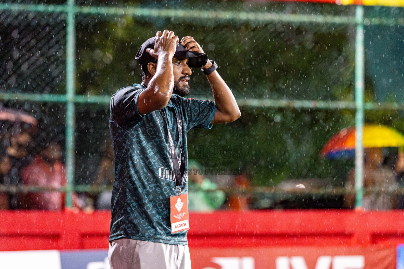 Lh. Hinnavaru VS Lh. Olhuvelifushi on Day 22 of Golden Futsal Challenge 2025 was held on Sunday, 26 January 2025, in Hulhumale', Maldives. 
Photos: Hassan Simah / images.mv