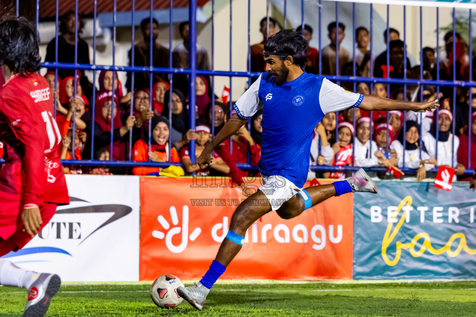 Eydhafushi vs Hithaadhoo in the finals of Better in Baa Futsal Fiesta 2025 Men's division held in B. Eydhafushi, Maldives on Monday, 17th November 2025. Photos: Nausham Waheed / images.mv