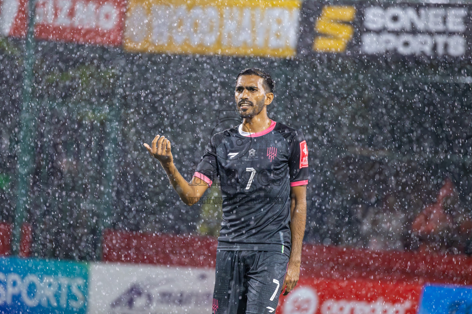 Lh Naifaru vs Lh Kurendhoo on Day 22 of Golden Futsal Challenge 2025 was held on Sunday , 26th January 2025, in Hulhumale', Maldives.
Photos: Ismail Thoriq / images.mv