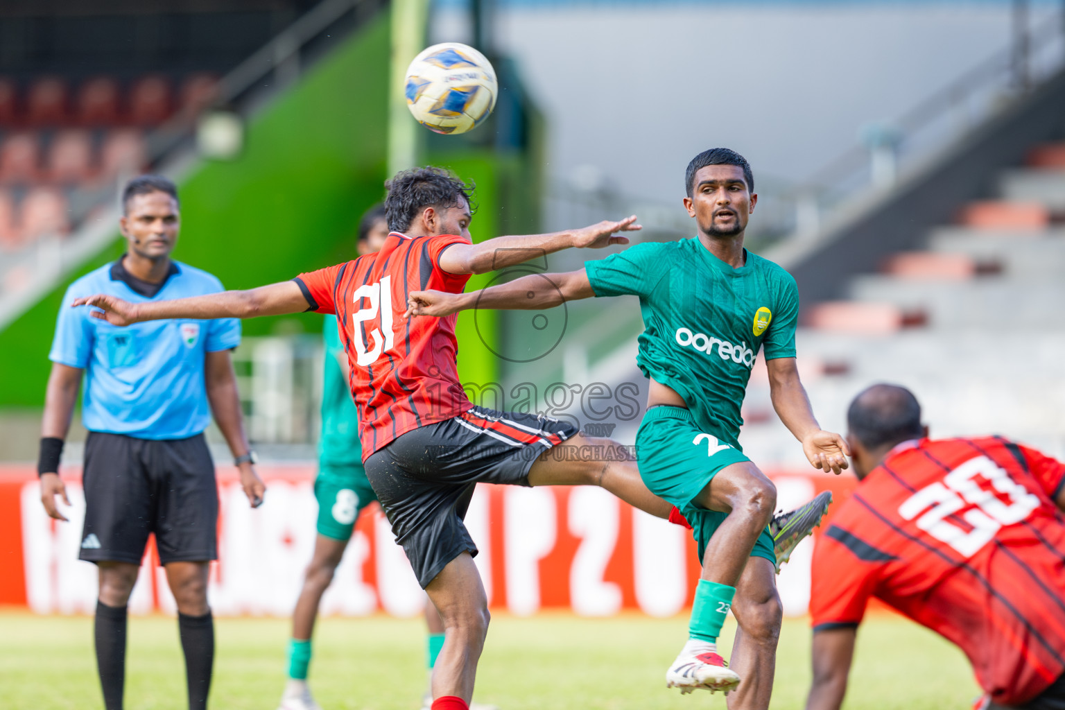 Maziya SRC vs TC in the Semi Final of FAM League Cup 2025 held at National Football Stadium, Male', Maldives on Sunday, 25th May 2025.
Photos By: Ismail Thoriq / images.mv