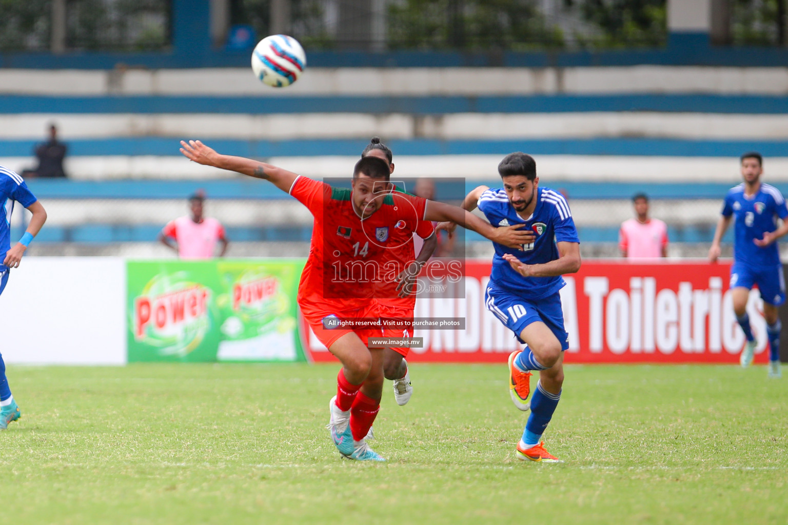 Kuwait vs Bangladesh in the Semi-final of SAFF Championship 2023 held in Sree Kanteerava Stadium, Bengaluru, India, on Saturday, 1st July 2023. Photos: Nausham Waheed, Hassan Simah / images.mv