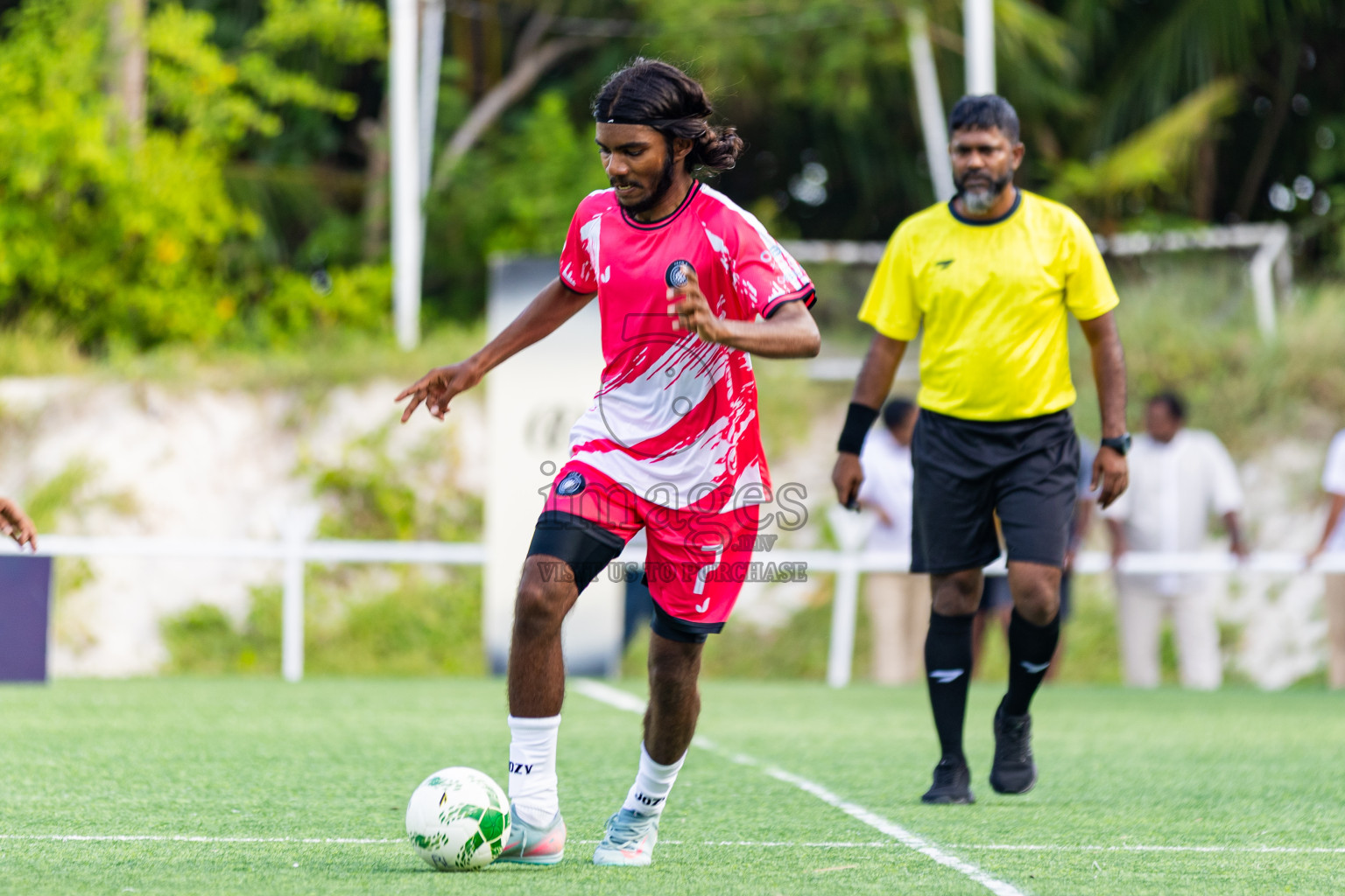 Oblu Experience Ailafushi vs Four Seasons Kuda Huraa in Resort League 2025 (North Male Zone) day 3 was held on Friday, 5th September 2025 in One And Only Reethi Rah Maldives Resort, Photos: Areef Adam / images.mv
