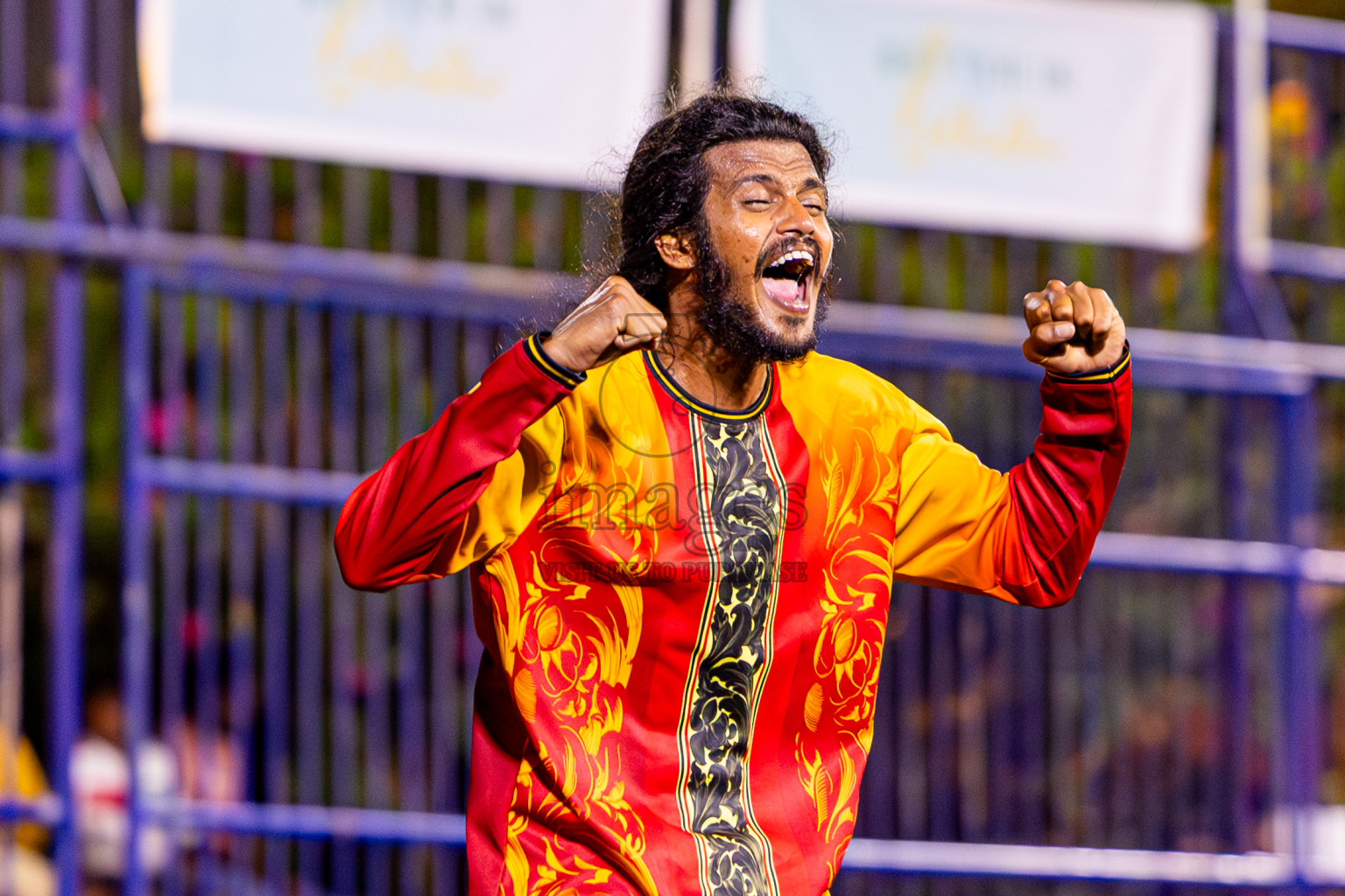 Dharavandhoo vs Thulhaadhoo in Day 3 of Better in Baa Futsal Fiesta 2025 Men's division held in B. Eydhafushi, Maldives on Friday, 7th November 2025. Photos: Nausham Waheed / images.mv