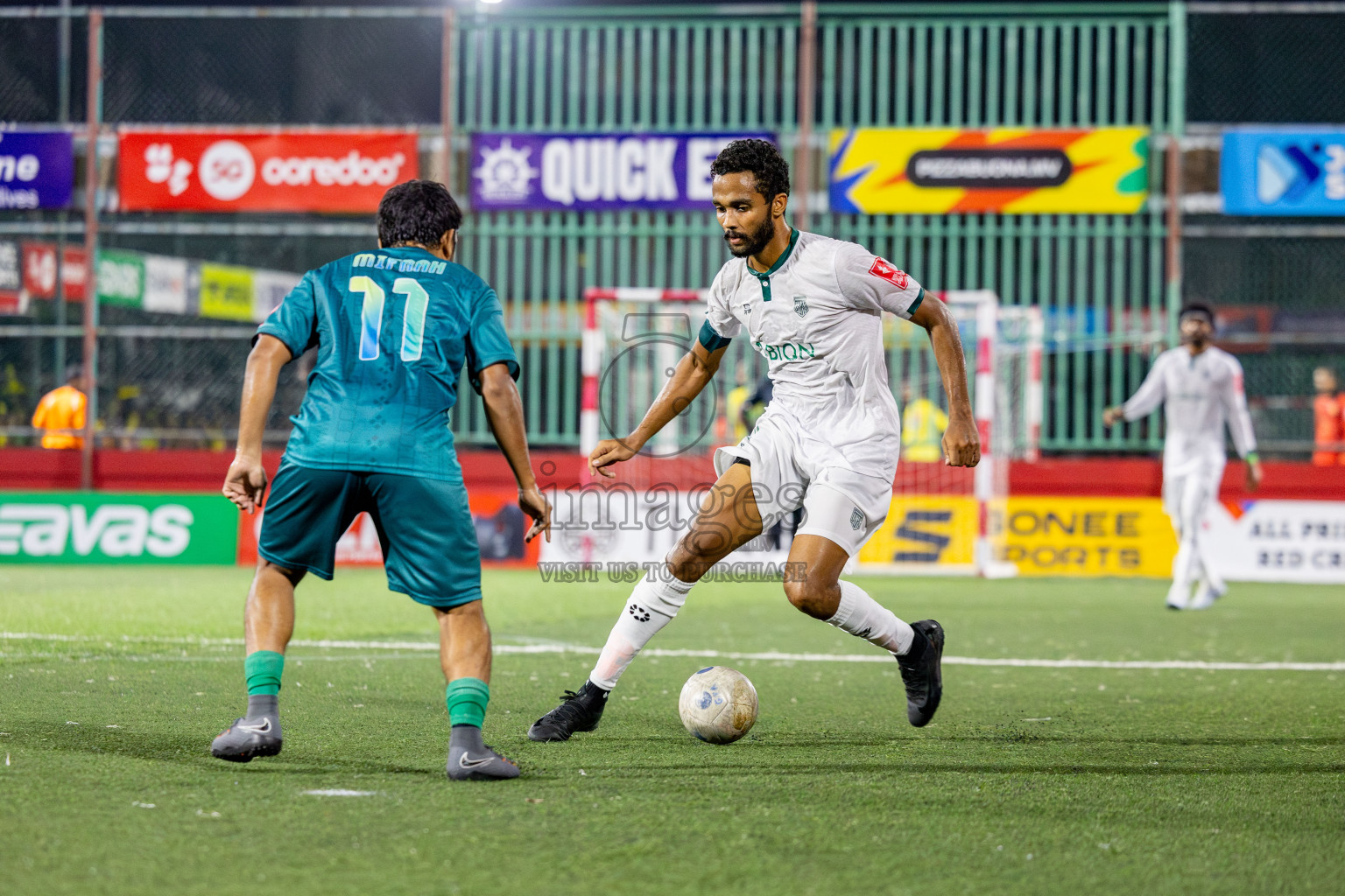 GA. Villingili VS Dhadimagu in zone round on Day 32 of Golden Futsal Challenge 2025 was held on Wednesday , 5th February 2025, in Hulhumale', Maldives. 
Photos: Hassan Simah / images.mv
