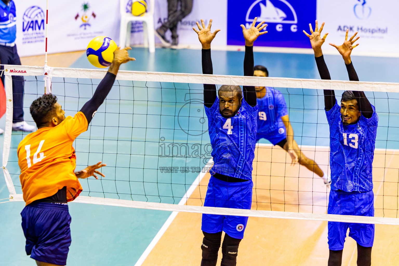 Sports Club City vs Police Club in Day 3 of MILO VAM Cup 2024 Men's Division was held in Social Center Indoor Hall on Wednesday, 30th October 2024. Photos: Nausham Waheed / images.mv