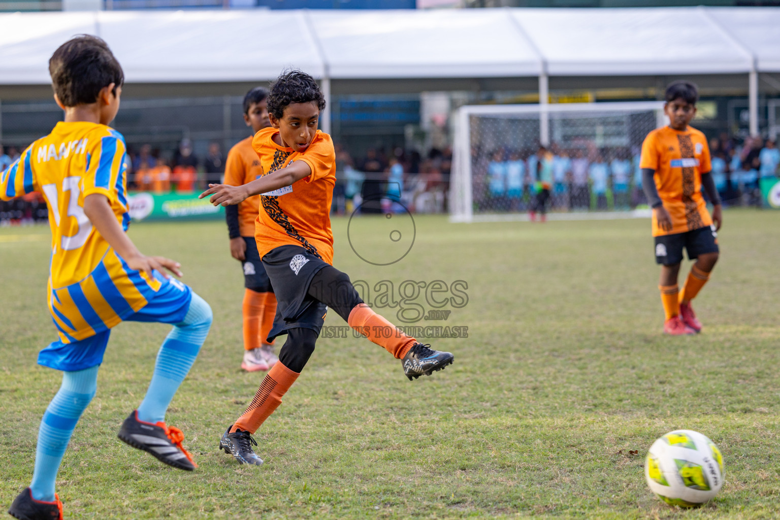 Day 2 of MILO Academy Championship 2025 was held on Friday, 14th February 2025 in Henveiru Stadium. 
Photos: Hassan Simah / Images.mv