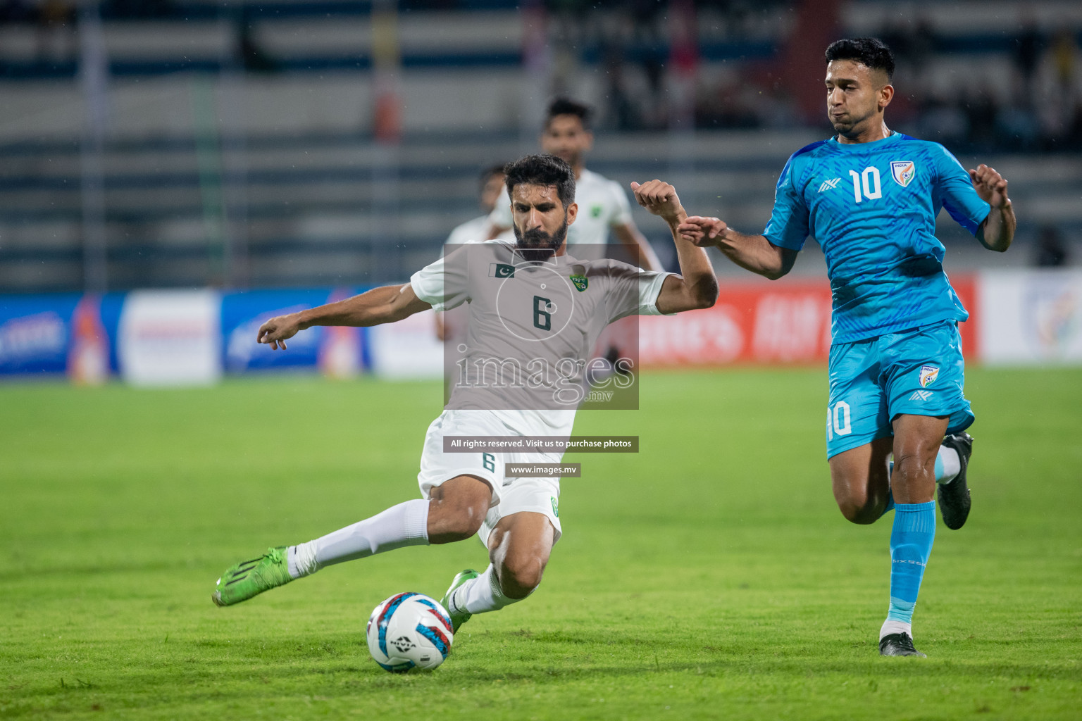 India vs Pakistan in the opening match of SAFF Championship 2023 held in Sree Kanteerava Stadium, Bengaluru, India, on Wednesday, 21st June 2023. Photos: Nausham Waheed / images.mv