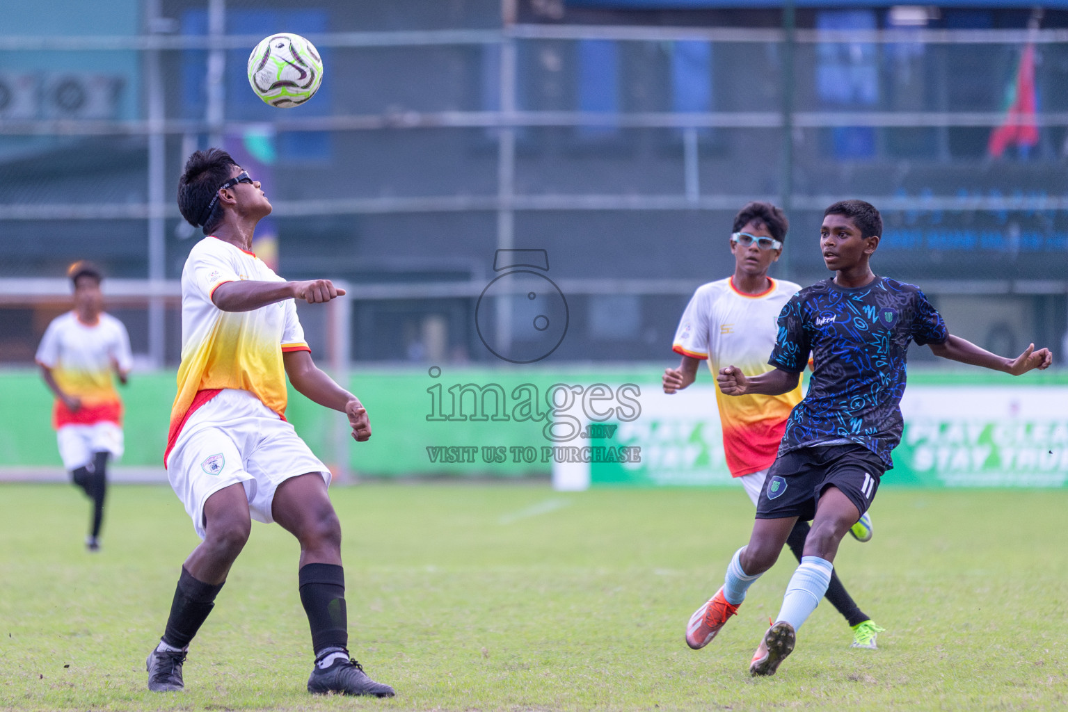 Club Eagles vs Super United Sports (U14) in Day 4 of Dhivehi Youth League 2024 held at Henveiru Stadium on Thursday, 28th November 2024. Photos: Shuu Abdul Sattar/ Images.mv