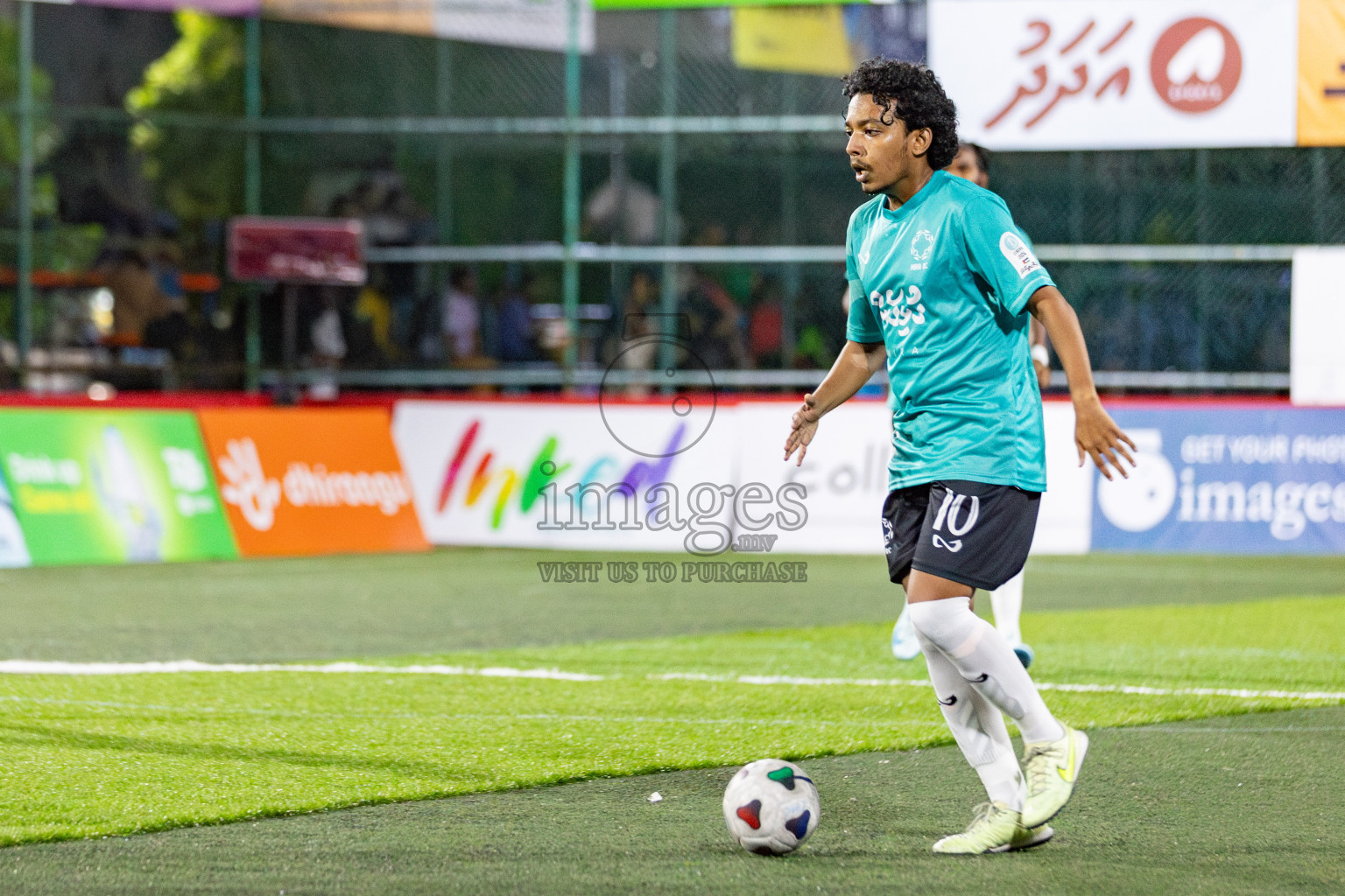 MIRA RC VS CLUB CVC in Club Maldives Classic 2024 held in Rehendi Futsal Ground, Hulhumale', Maldives on Sunday, 8th September 2024. 
Photos: Hassan Simah / images.mv