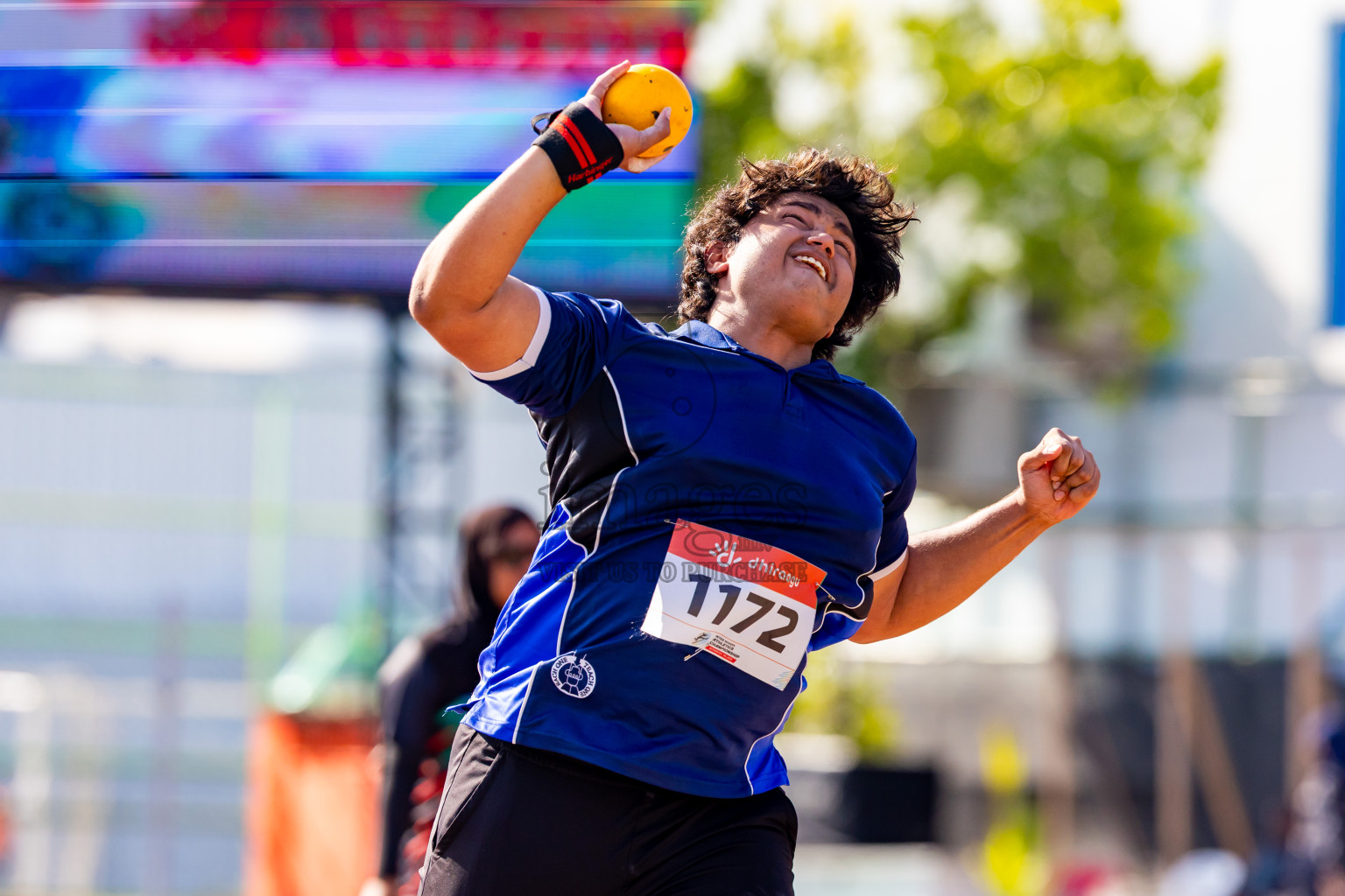Day 2 of Inter-school Athletics Championship 2025 held in Ekuveni Synthetic Track, Male', Maldives on Tuesday, 07th October 2025. Photos by: Nausham Waheed / Images.mv